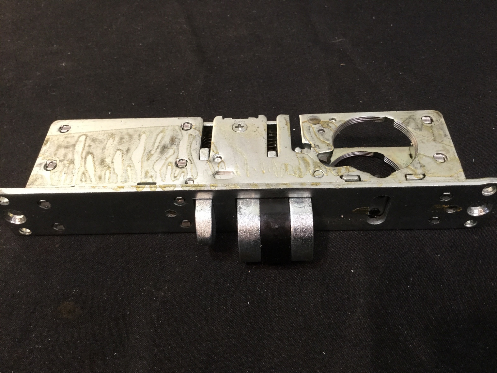 Locksmith US Lock 31/32 Left Hand Deadlatch