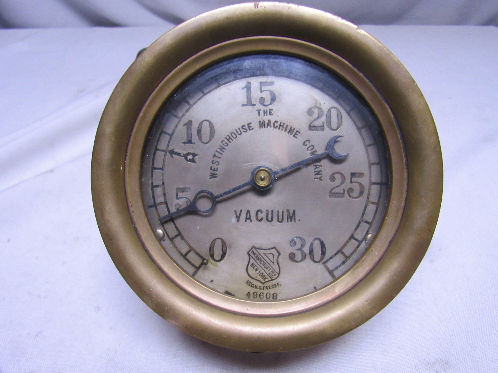 WESTINGHOUSE MACHINE COMPANY vintage VACUUM GUAGE