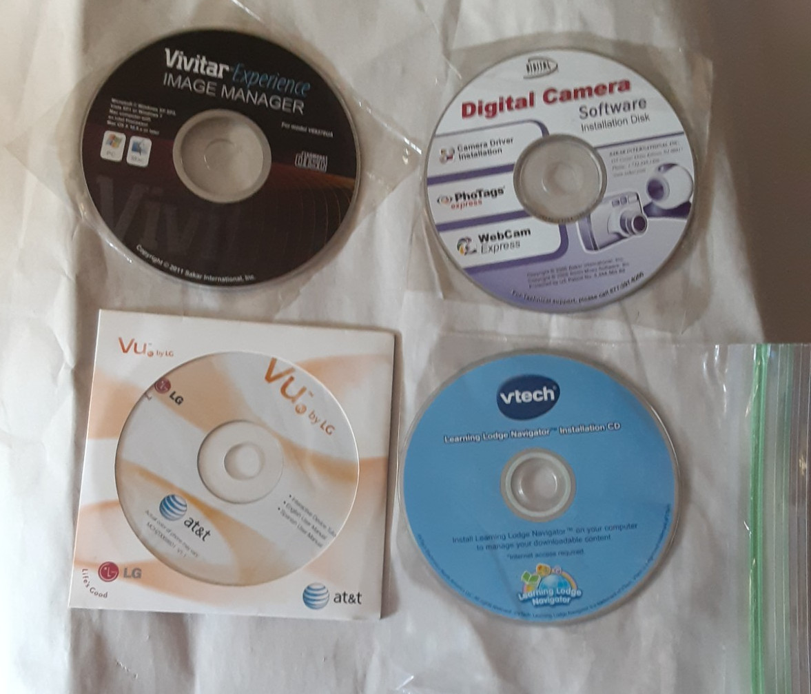 lot of 4 software disc Digital Concepts Digital Camera, Vivitar, Vu by LG, Vtech