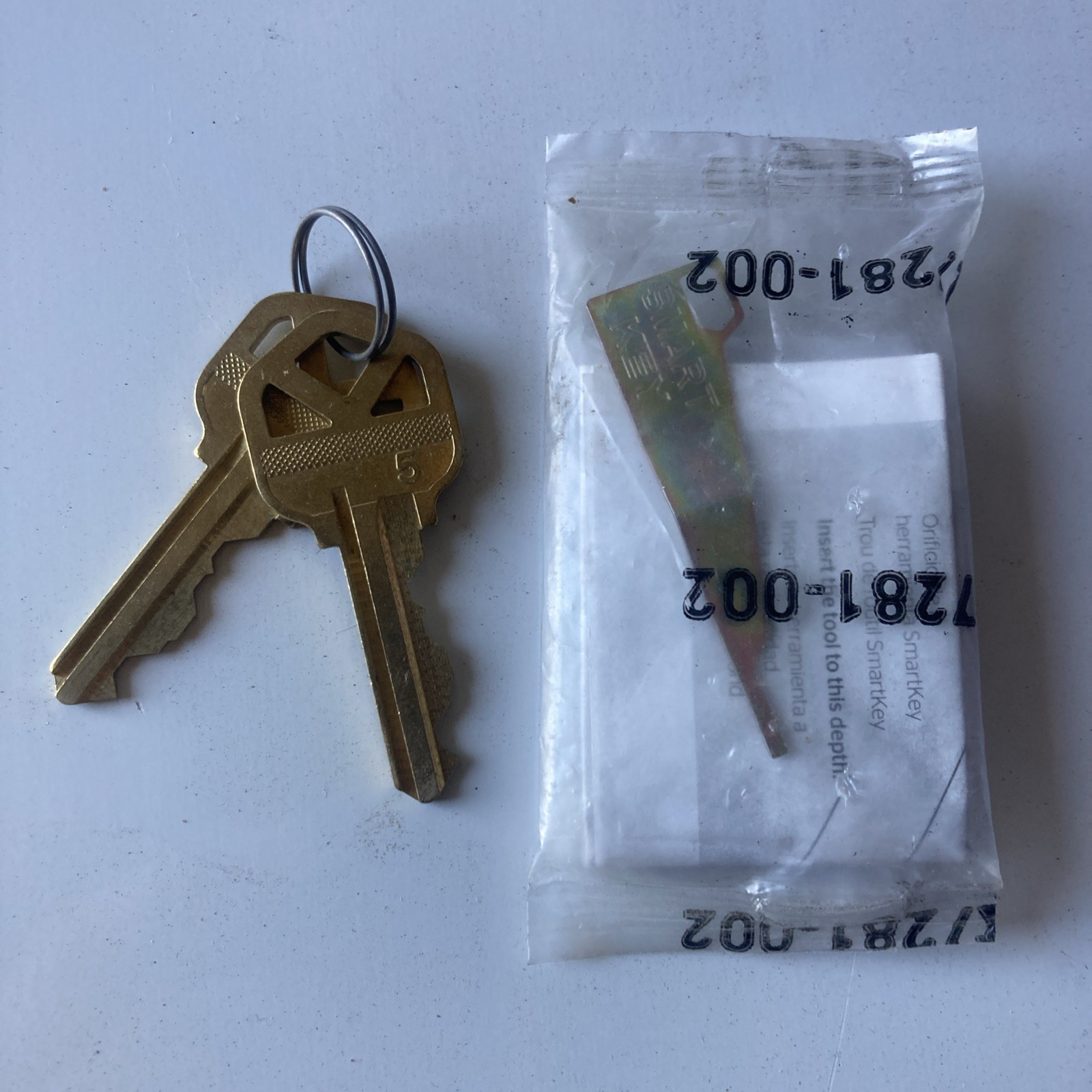 KWIKSET SMART KEY RE KEY TOOL & 2 KEYS NEW! SMARTKEY KWIKSET Random Oem Keys