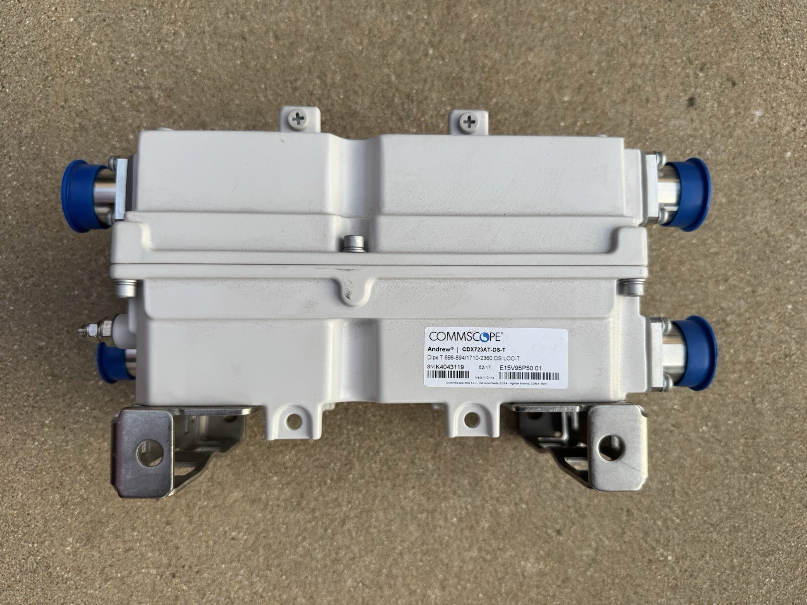 CommScope Andrew 698-894/1710-2360 DS LOC-T MHz Twin Diplexer LOC  CDX723AT-DS-T