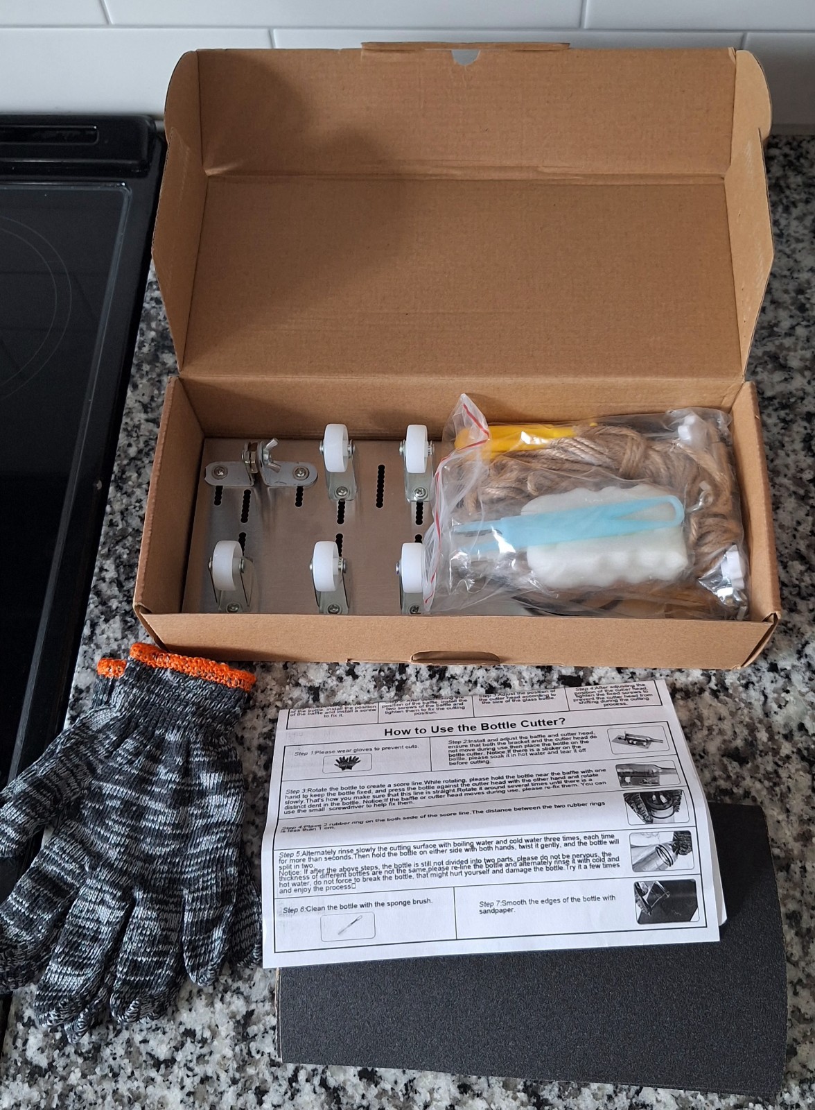 SNEWVIE GLASS BOTTLE CUTTER NEW IN BOX ACCESSORIES INSTRUCTIONS CRAFTS