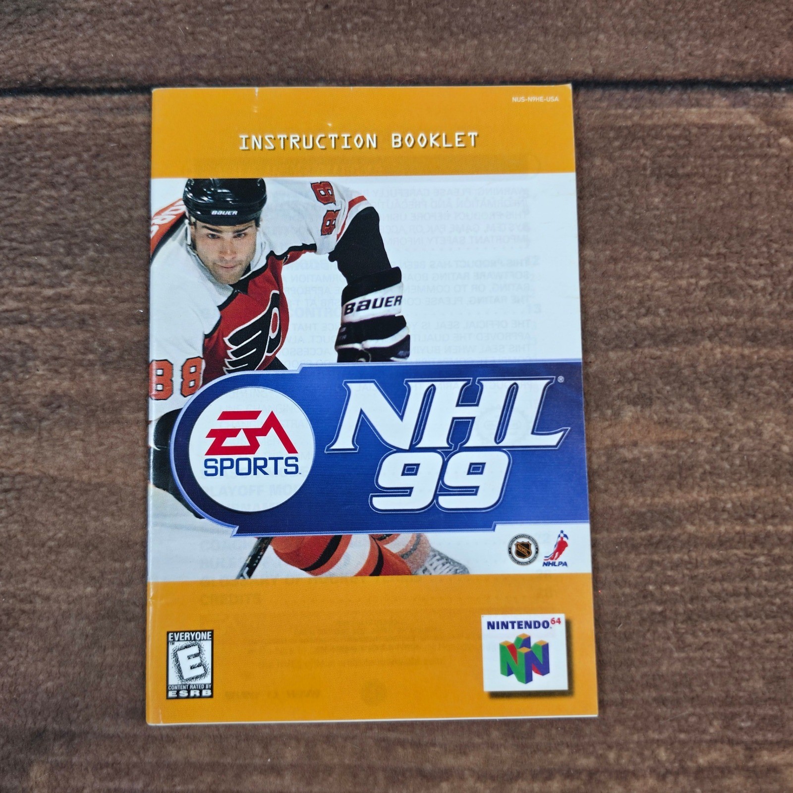 EA Sports NHL 99 Instruction Booklet Nintendo 64 N64 Orange Excellent Manual