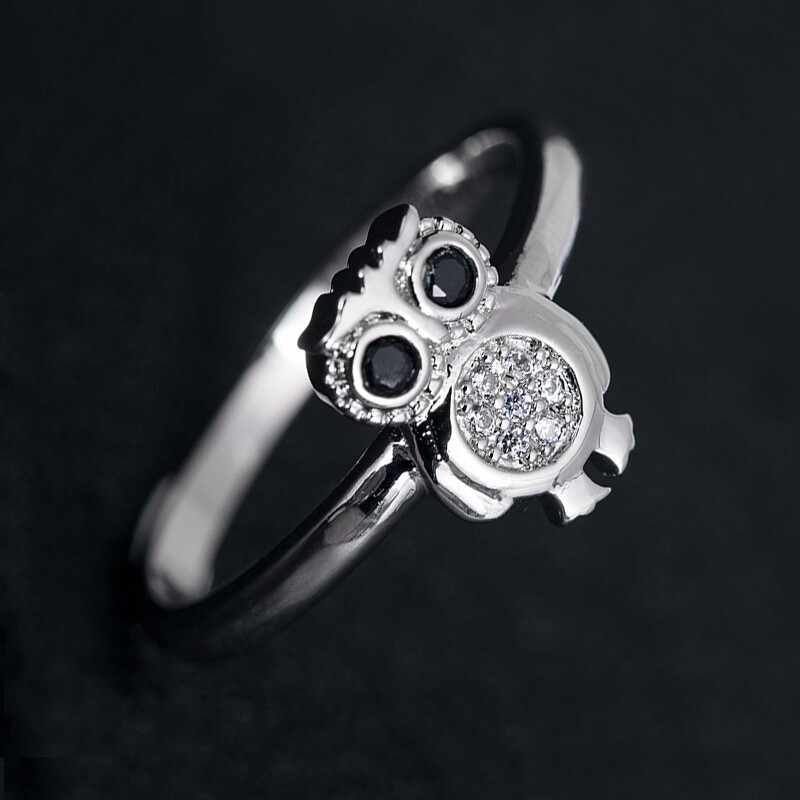 Cute Owl Ring For Valentine Gift 1.85 Ct CZ Classy Gorgeous Ring Silver Plated