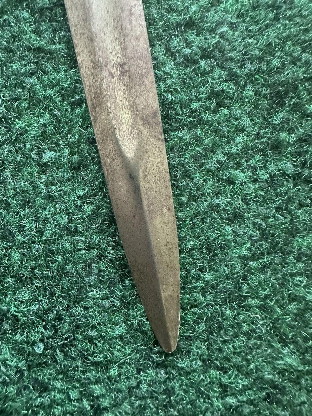 DEL TIN MADE PARRYING DAGGER