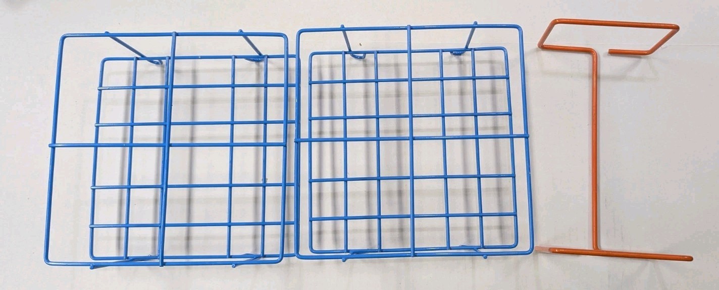 Lot Lab Epoxy Coated Wire Basket 8x8x4 Blue + Orange Wire Divider Insert