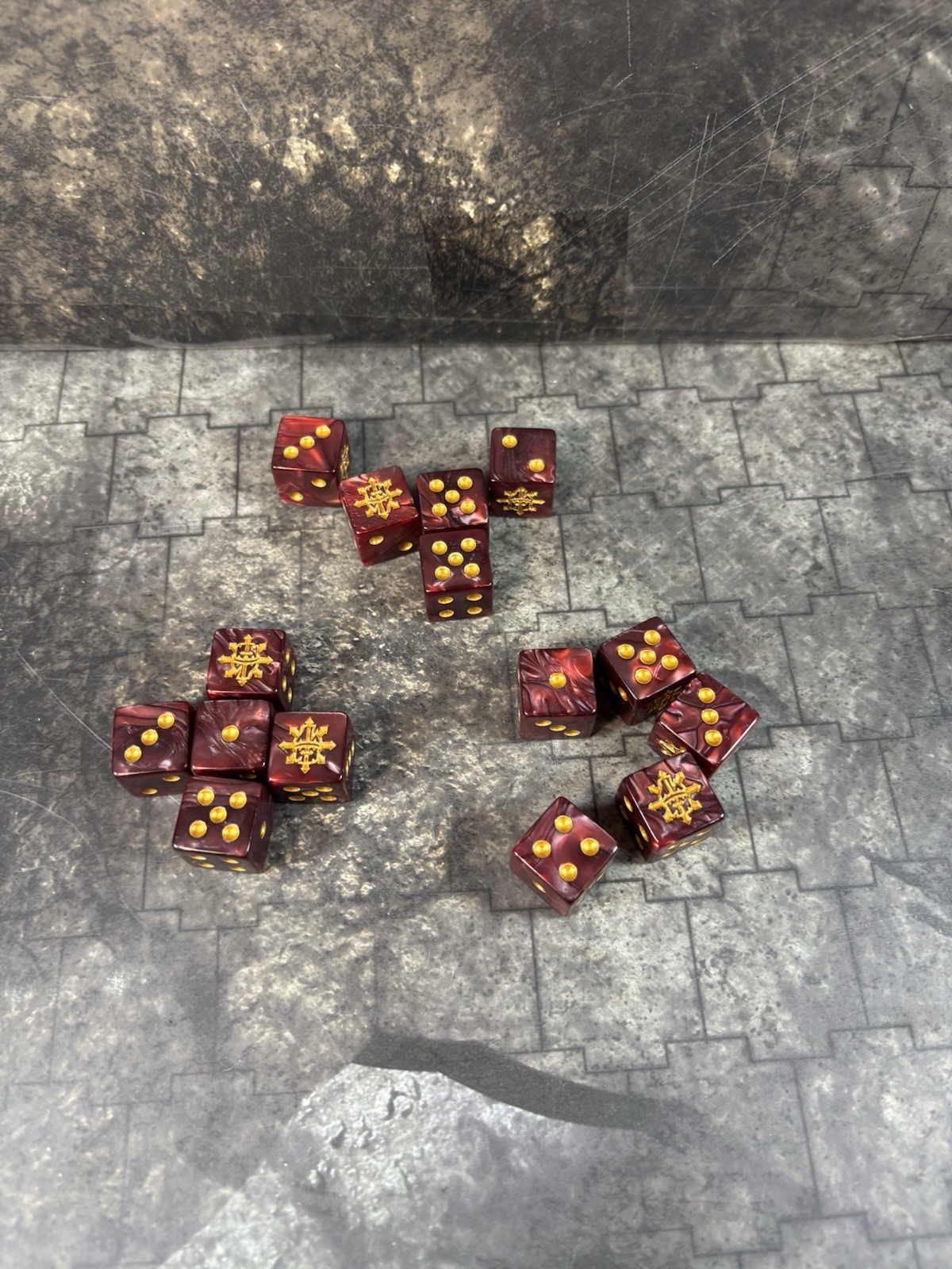 Warhammer 40k Chaos Knights Dice 15ctx OUT OF PRINT (#3859)