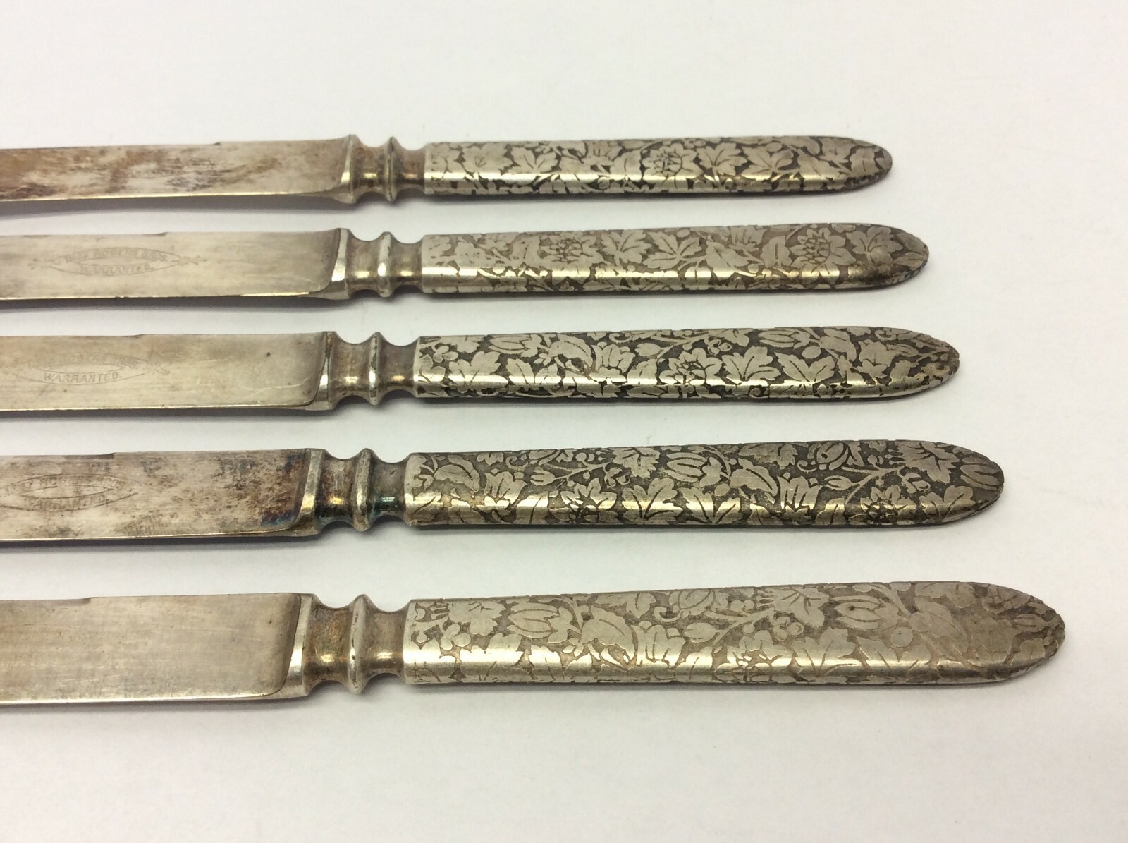Vintage Set Five 1847 Rogers Bros Warranted Leaf Pattern Handle Cheese Knife