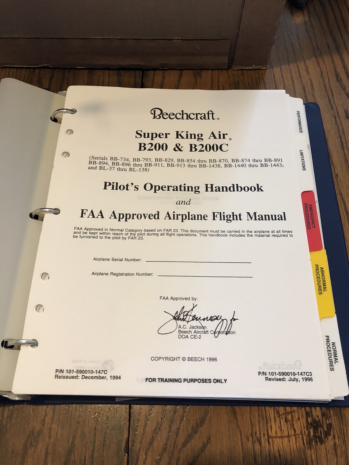 Beechcraft Super King Air B200 & B200C Pilot’s Operating Handbook- Flight Safety