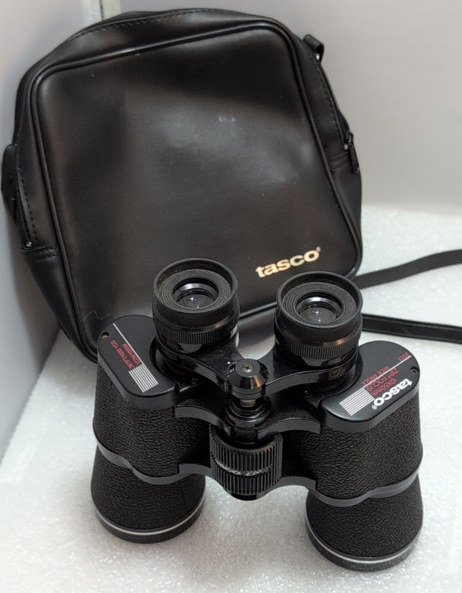 Vintage Tasco 2023 10x50mm Zip Focus Wide Angle Binoculars with case