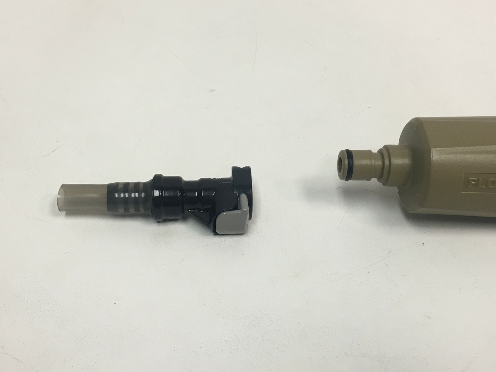 NEW USMC Source Hydration Female Quick Disconnect Valve Tube-Filter Adapter