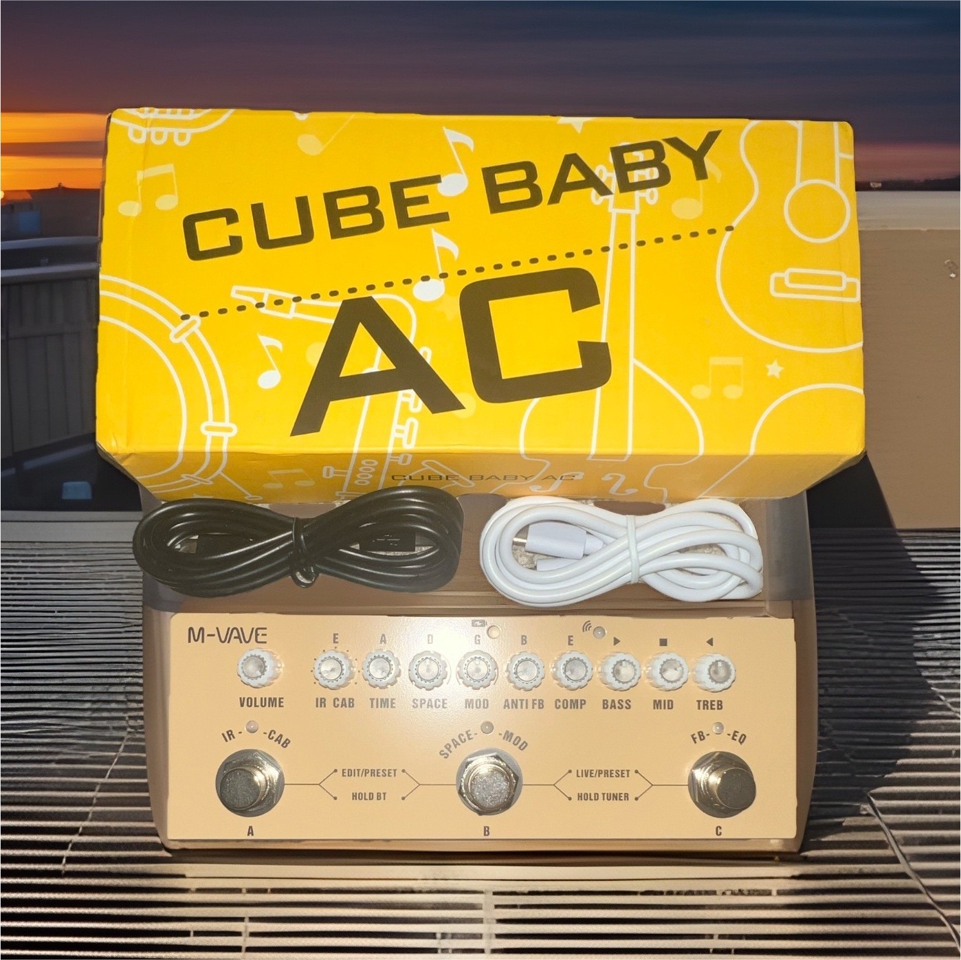 M-VAVE Cube Baby AC Digital Multi-Effects Pedal w/ Tuner for Acoustic/Electric