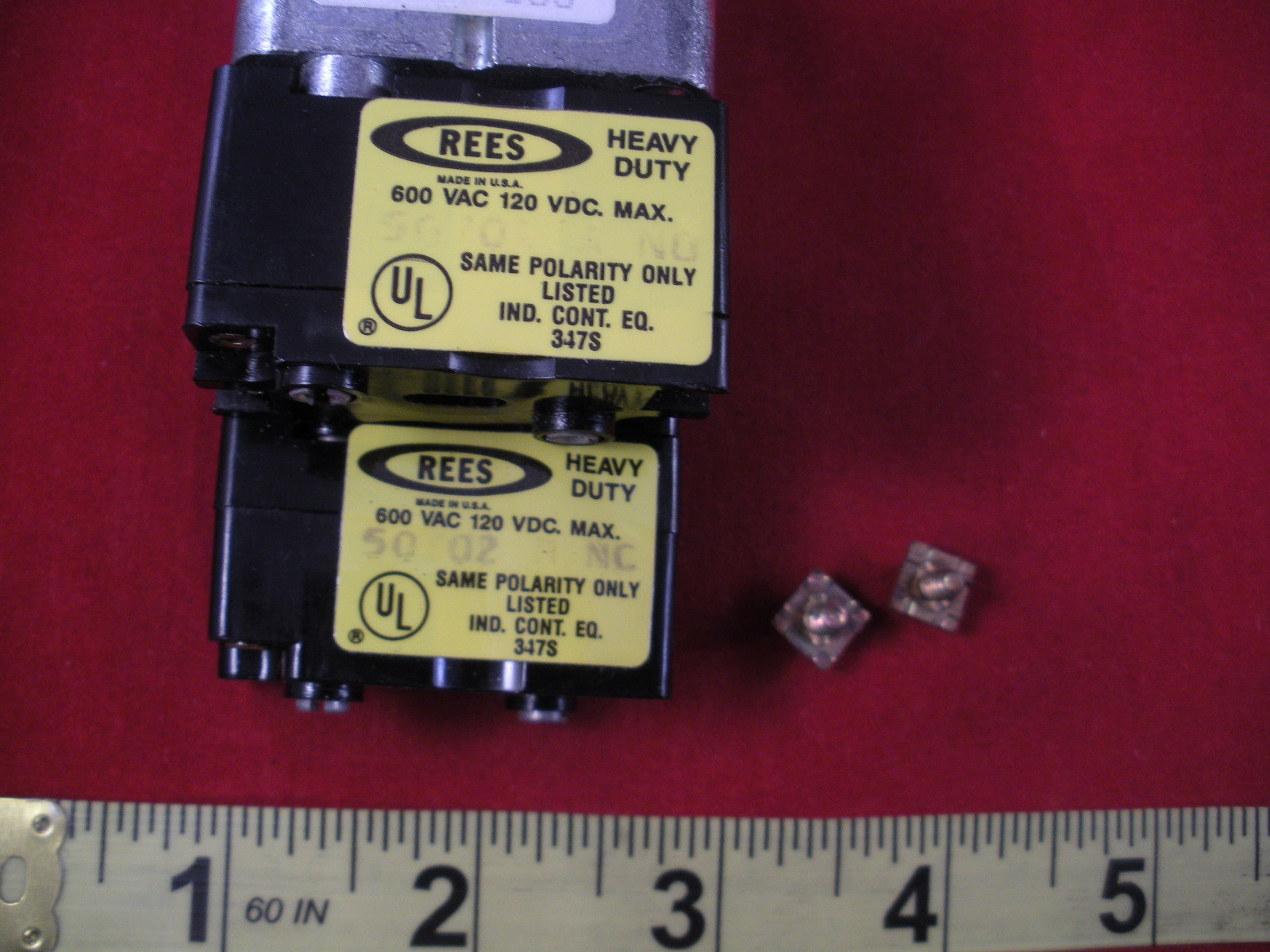 Rees 40302-501 Pushbutton Selector Switch 2-Pos Operator 50702 Contact Block Nnb
