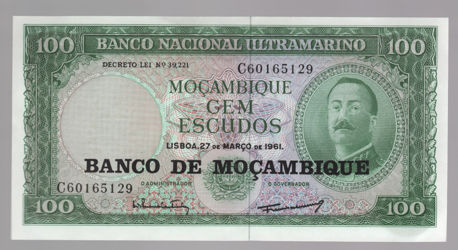 1961 Mozambique 100 Escudos Banknotes x2 – Consecutive Numbers