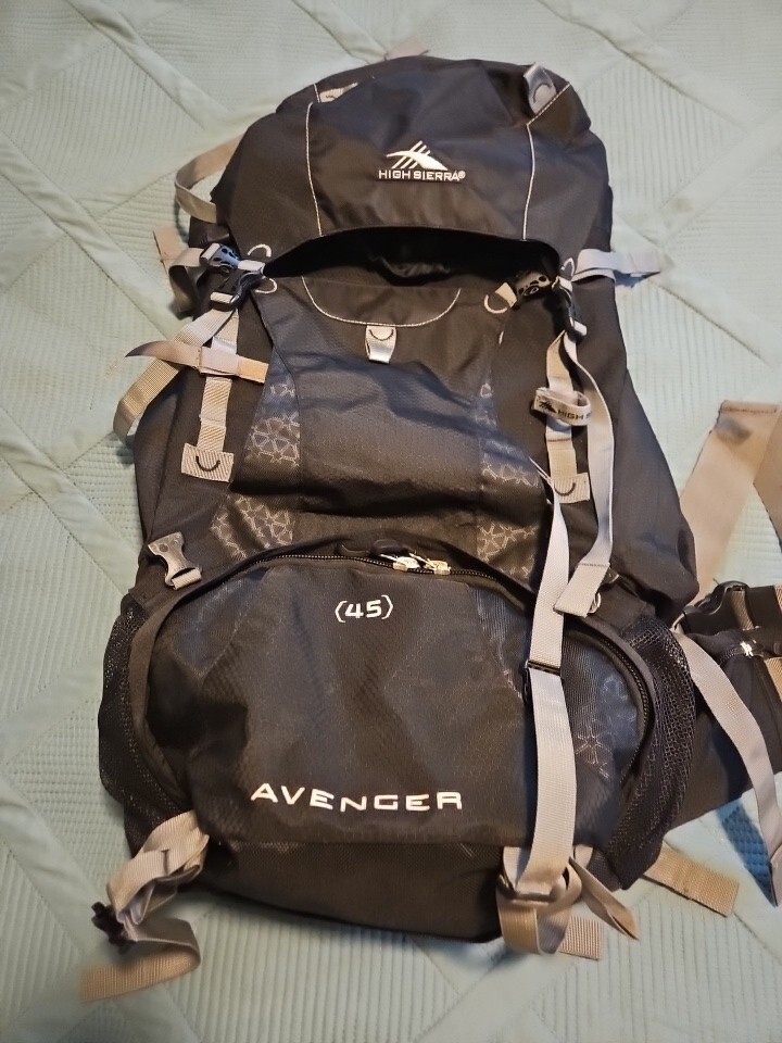High Sierra Backpack Black Avenger 45 Liter Great Condition