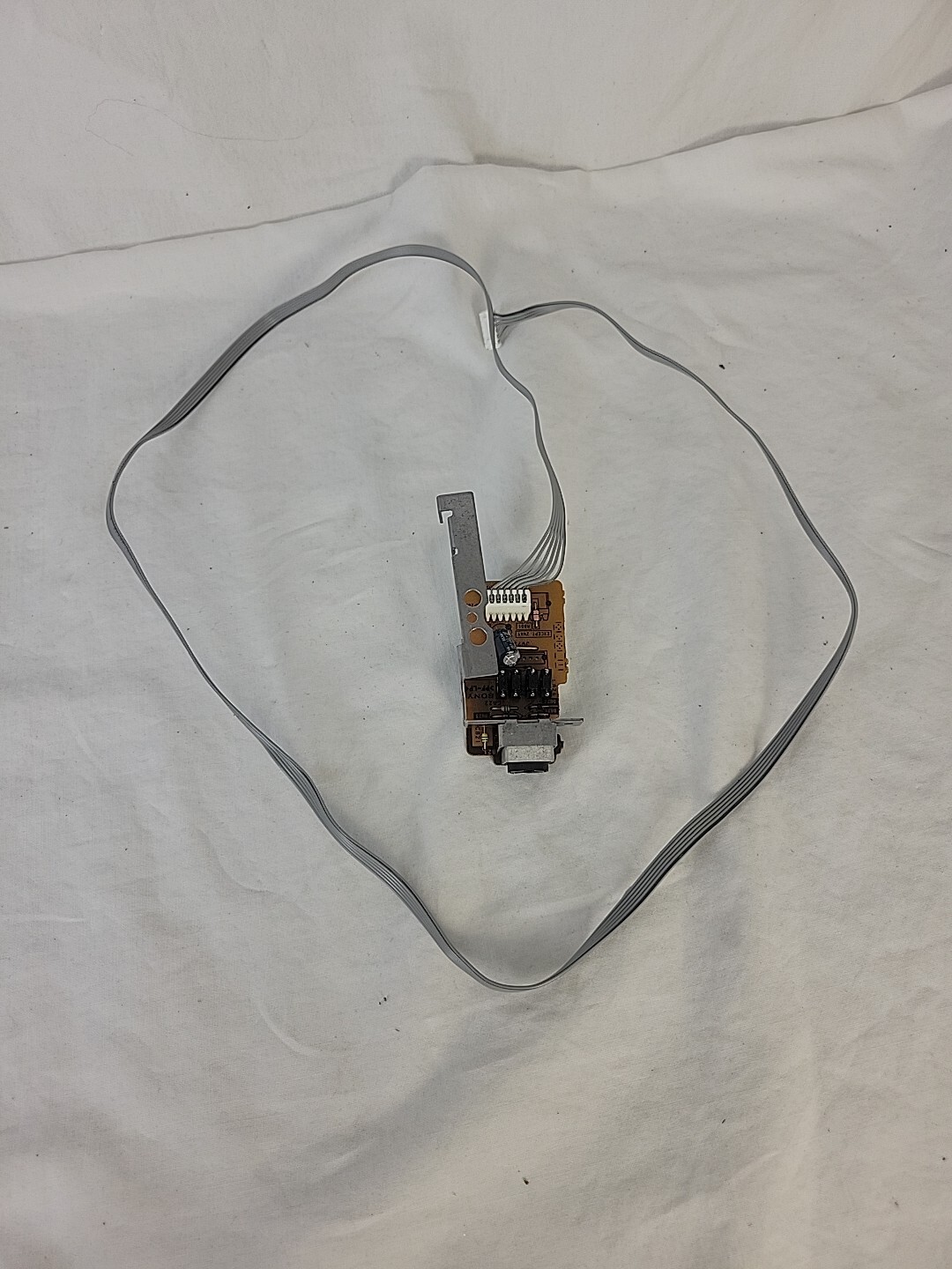 Sony Mega Storage CDP-CX355 CD Player Part Keyboard Input Jack