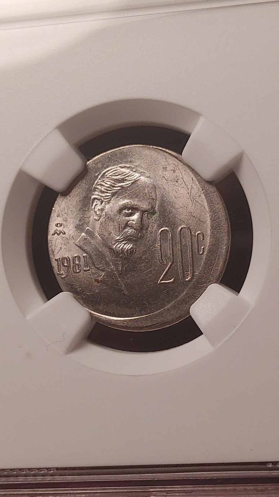 1981 Mo Mexico 20 Centavos Mint Error NGC MS63 Struck Off Center Closed 8 2111