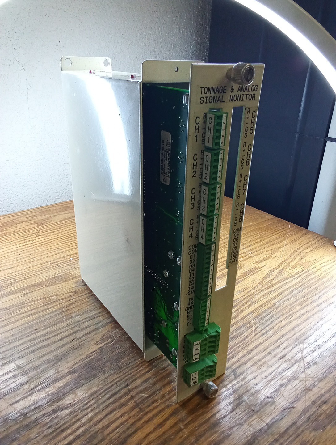 Tonnage Monitor P/N: 109244-5100-8 Signal Monitor