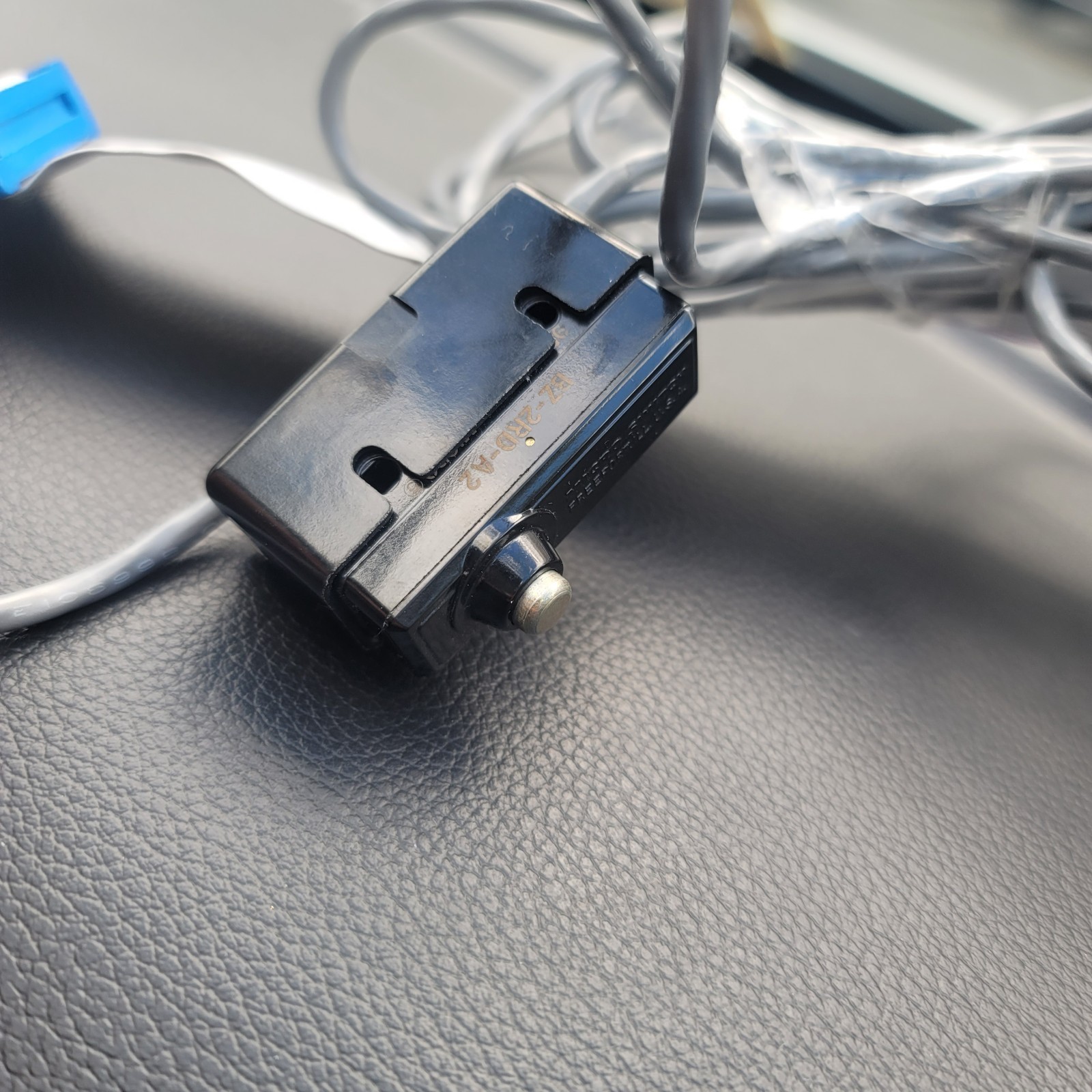 Rainbow Technologies Sentinel Scribe PC Computer Dongle Key With Micro Switch