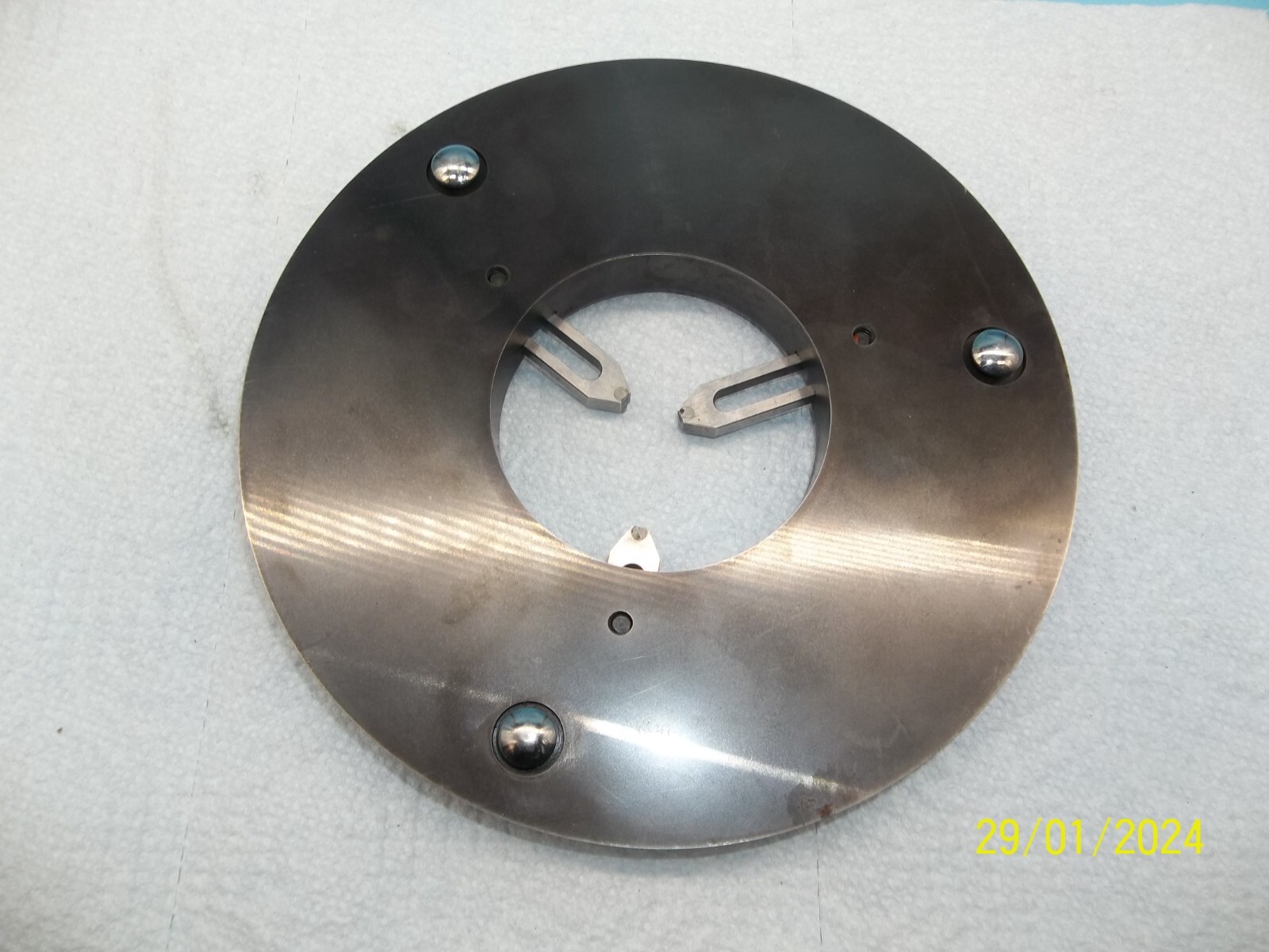 8" Round Metal Inspection Surface Plate (MS-558)