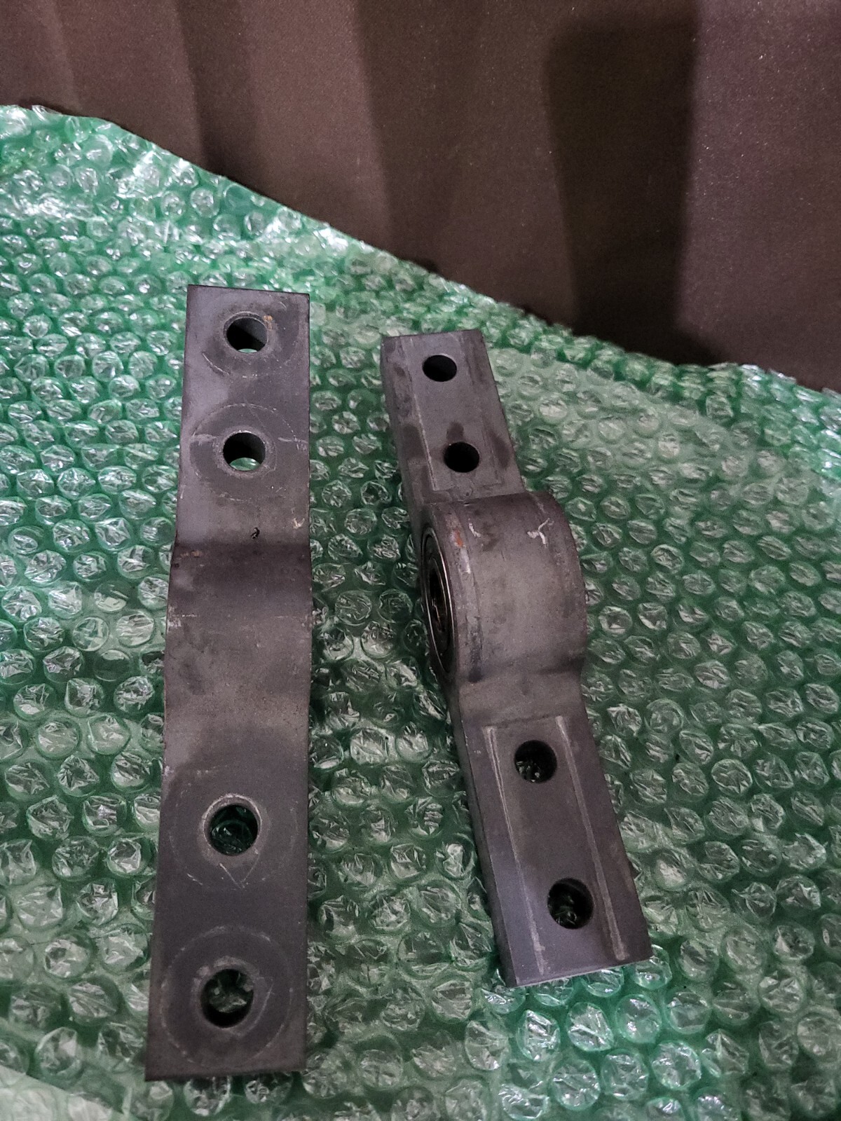 Star Trac E-TBT Elliptical Assy Pillow Block (2) (S2)