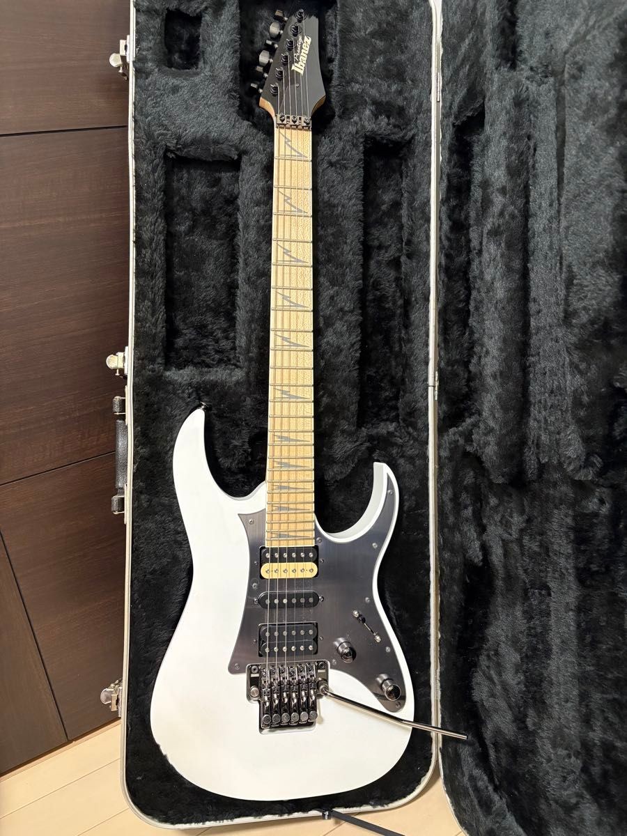 Ibanez RG2450MZ Galaxy White Electric Guitar