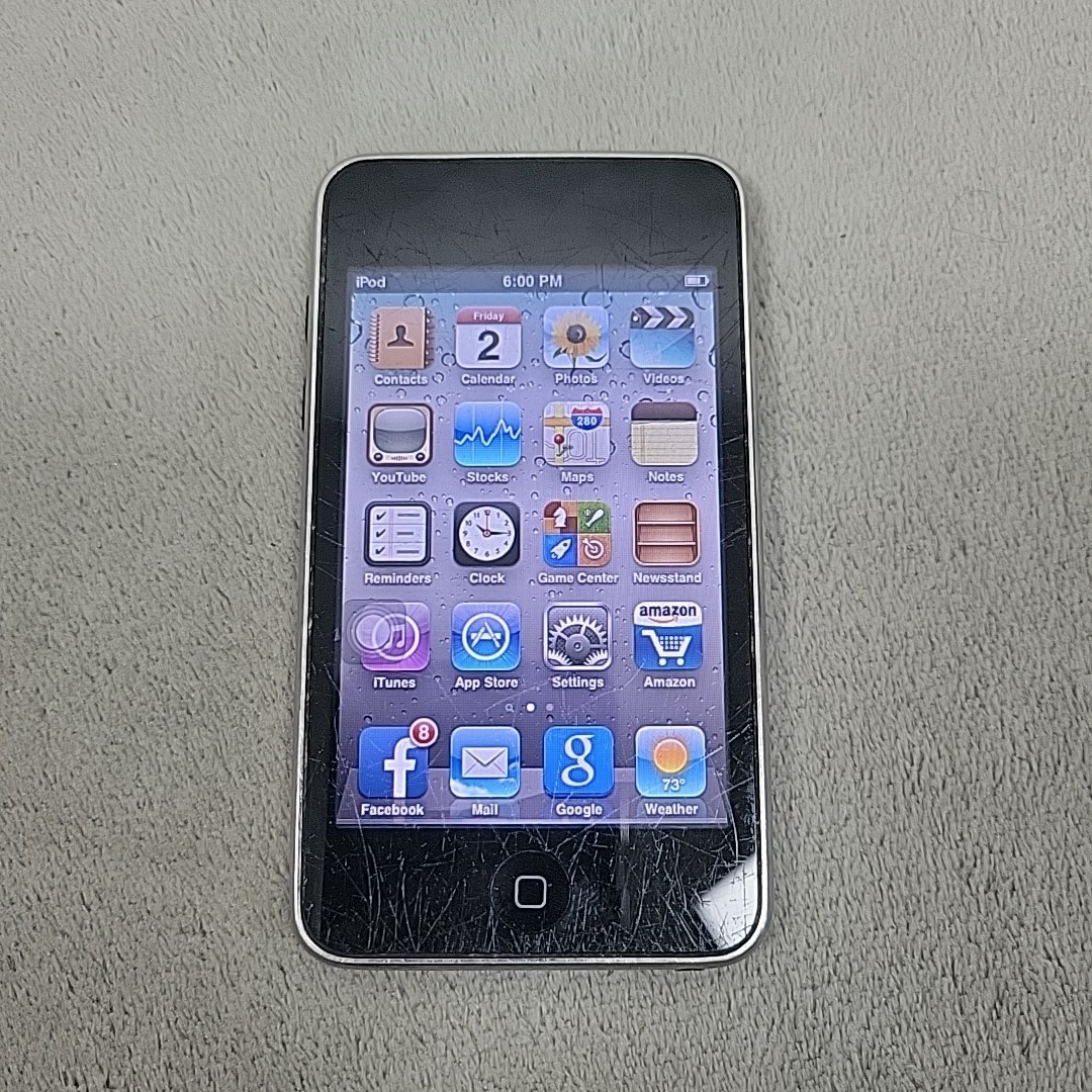 Apple iPod Touch 3rd Gen 64GB A1318 MC011LL FOR PARTS Read