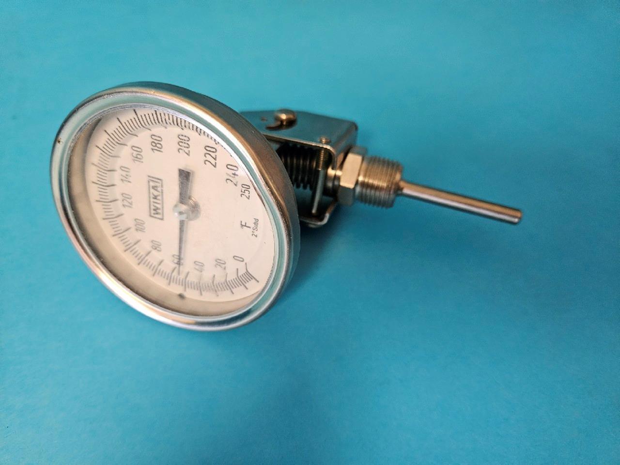 WIKA 0-250° F ADJUTABLE STEM THERMOMETER 3-1/4" FACE 3.25" 2° SUBD 1.75" STEM