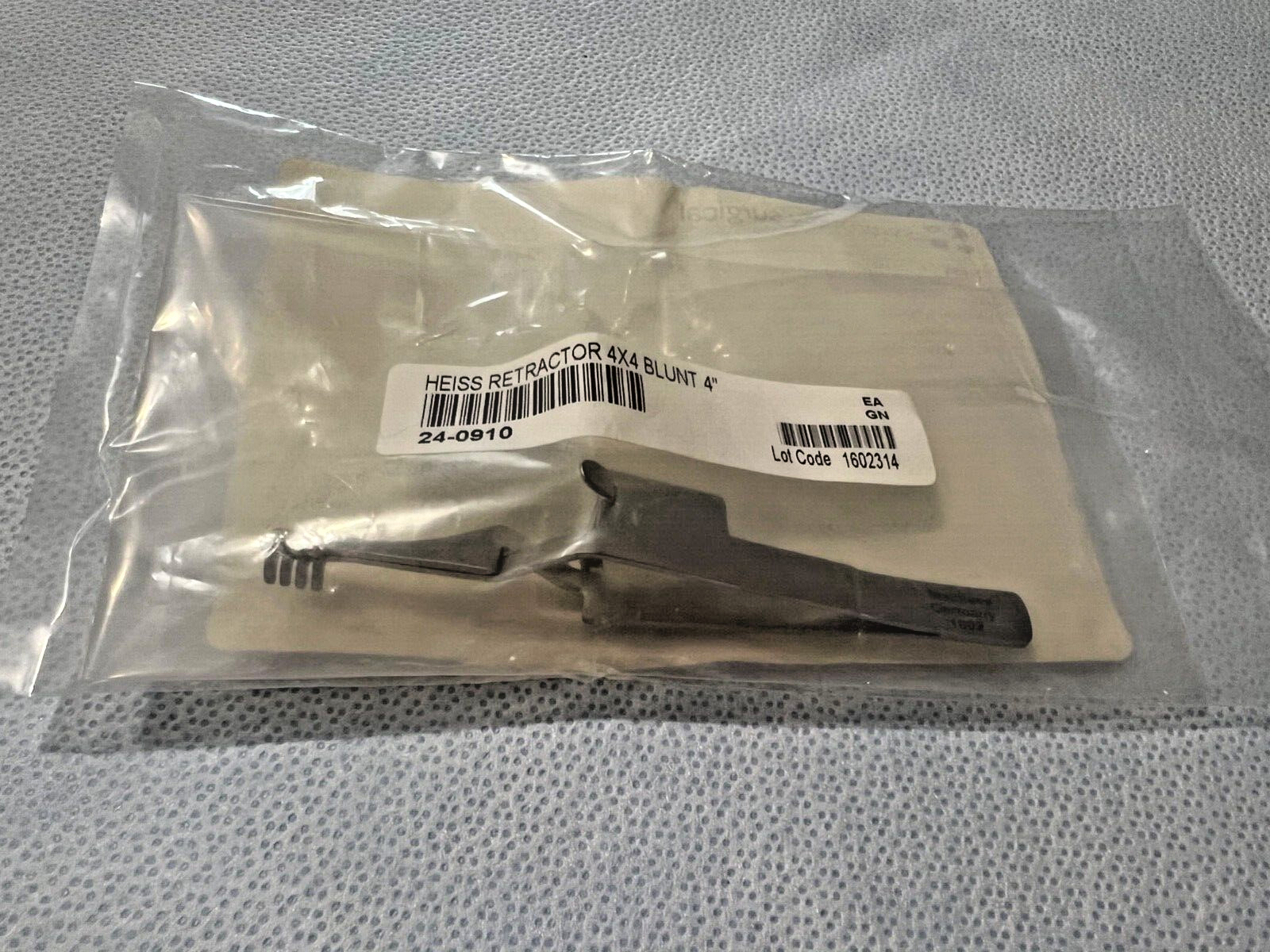Symmetry 24-0910 Heiss Automatic Retractor Cross Action 4x4 Blunt Prongs 4" L