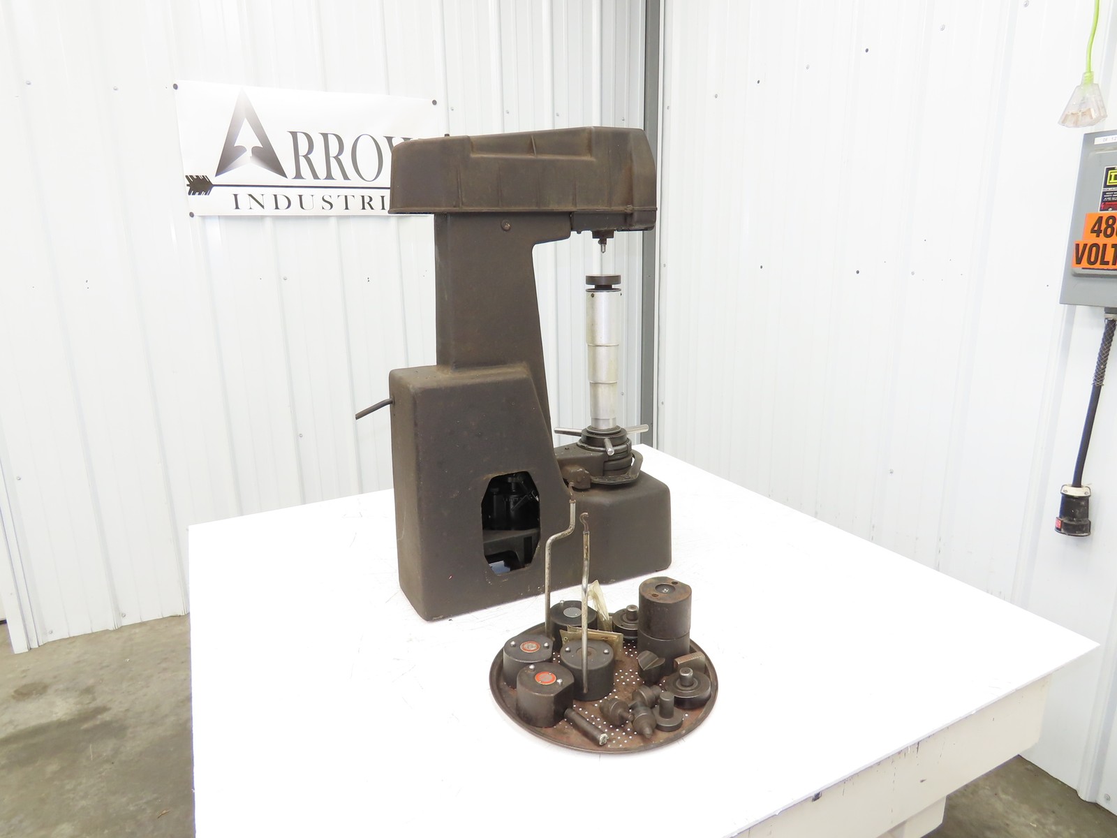 Wilson Rockwell Model 4 JR Hardness Tester Metal Testing Zerominder