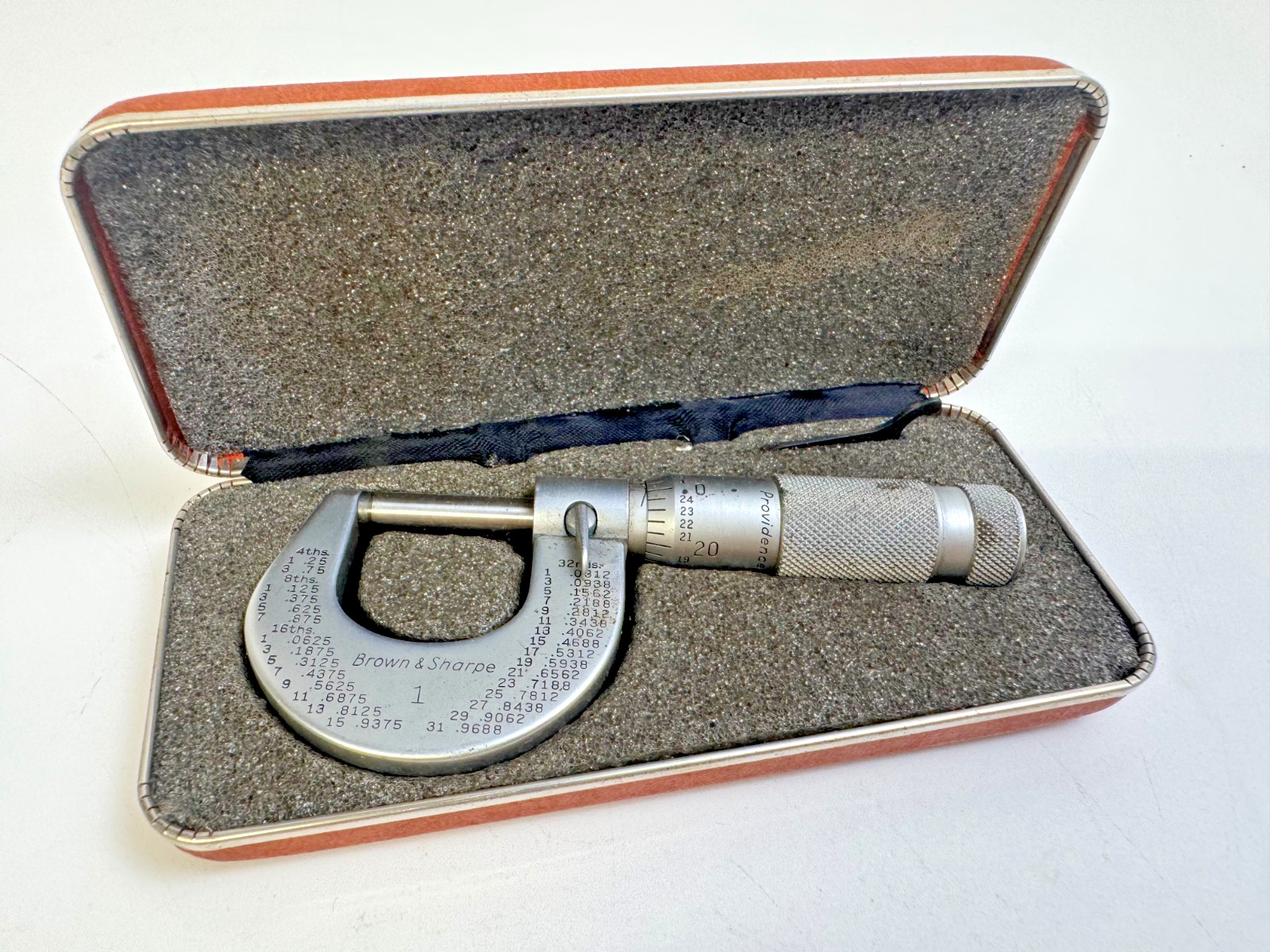 Brown & Sharpe No. 1 Micrometer 0-1" with Deluxe Case B&S Logo