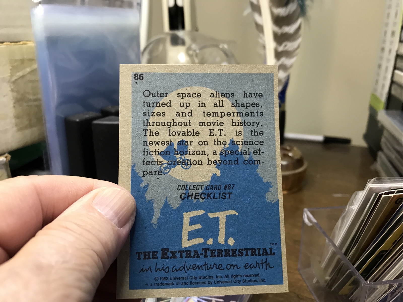 VINTAGE 1982 TOPPS - E.T. Movie Trading Cards # 86 FRIENDLY FACE FROM SPACE!
