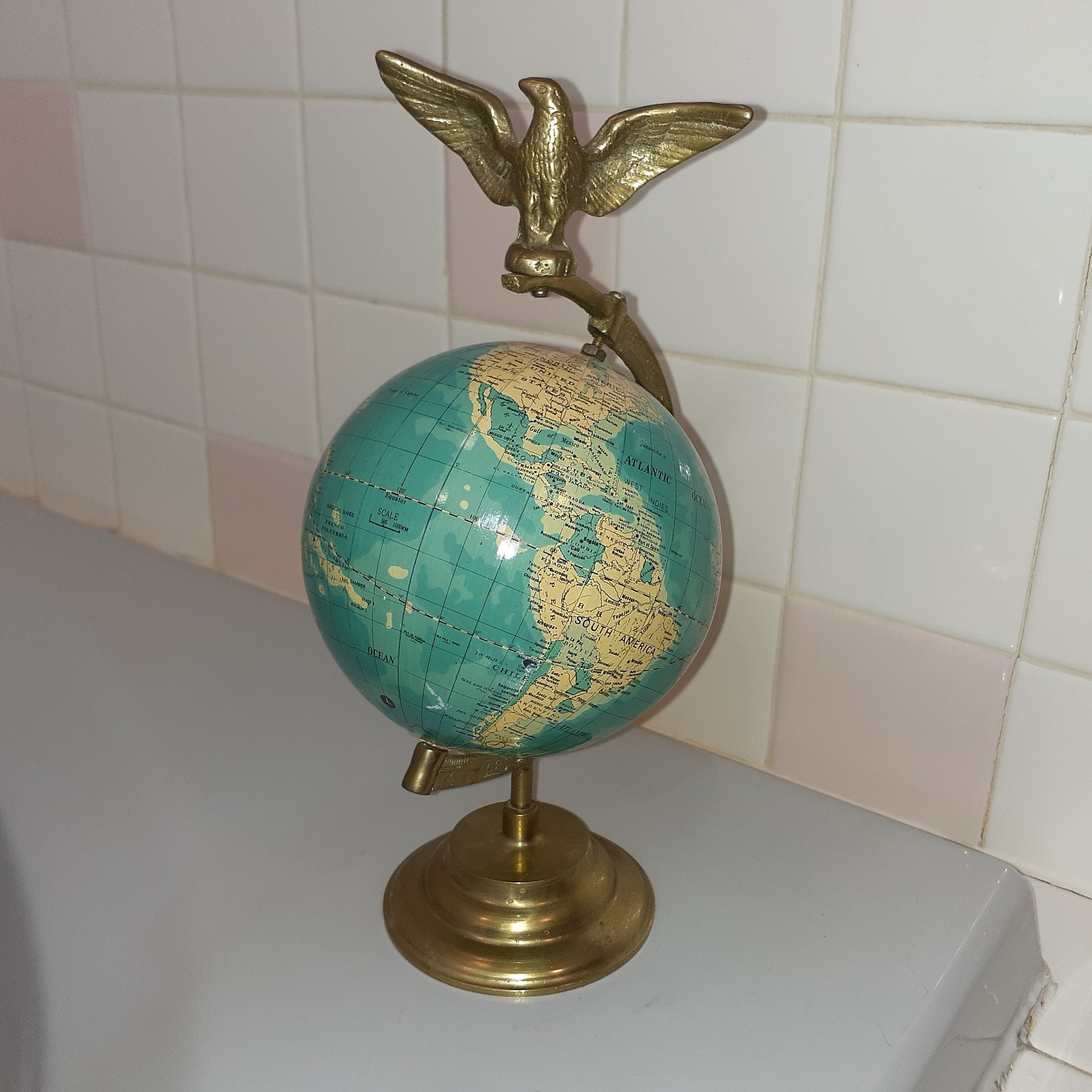 Unique Vintage Globe with Brass Eagle made in Taiwan 11.2" tall x 5.8" x 5.5"