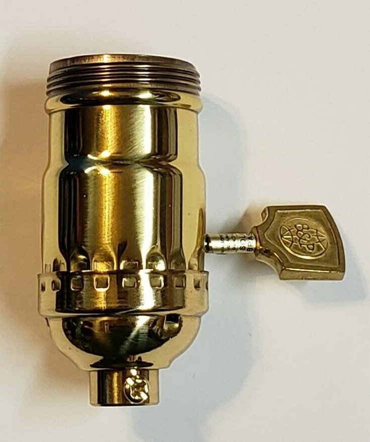 SOLID BRASS 3 WAY LAMP LIGHT SOCKET WITH UNO THREADS & DECORATIVE KEY 47644JB
