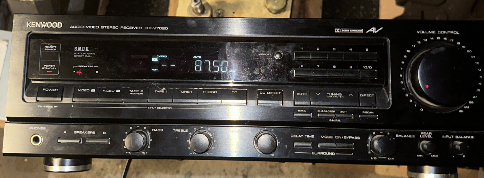 Kenwood KR-V7020 Audio Video HiFi 4 Channels Stereo Receiver - Nice!