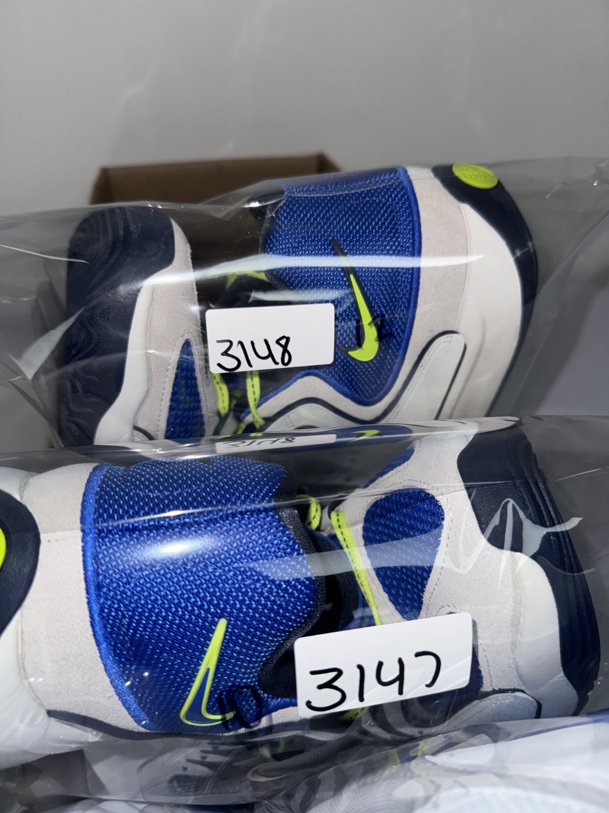 Nike KD18 Mens Basketball Shoes Sneakers White Blue Volt 'Smart City' HV1992-400