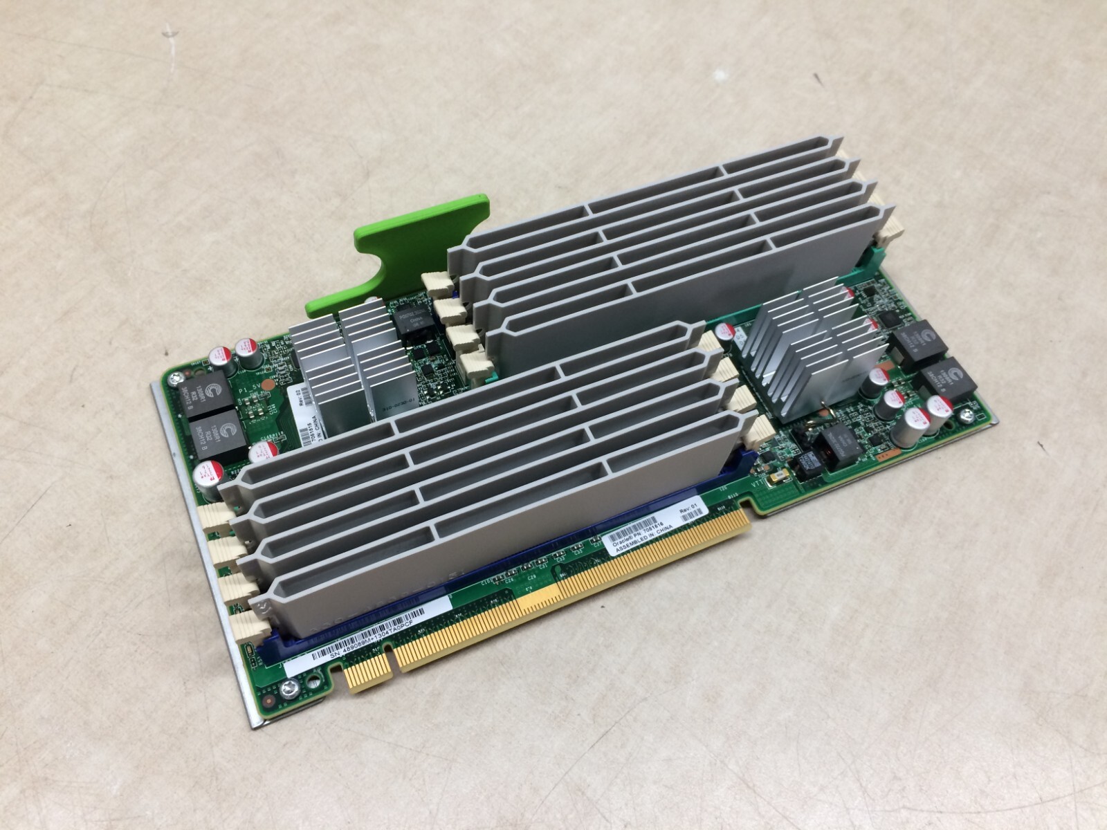Oracle 7051515 Memory Riser Board Module 7051516 MR V2 Sun 489089M