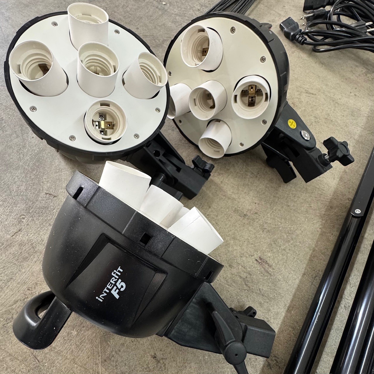 Interfit F5 Daytime Lighting Kit - Complete with Bulbs, Stands, Diffuser