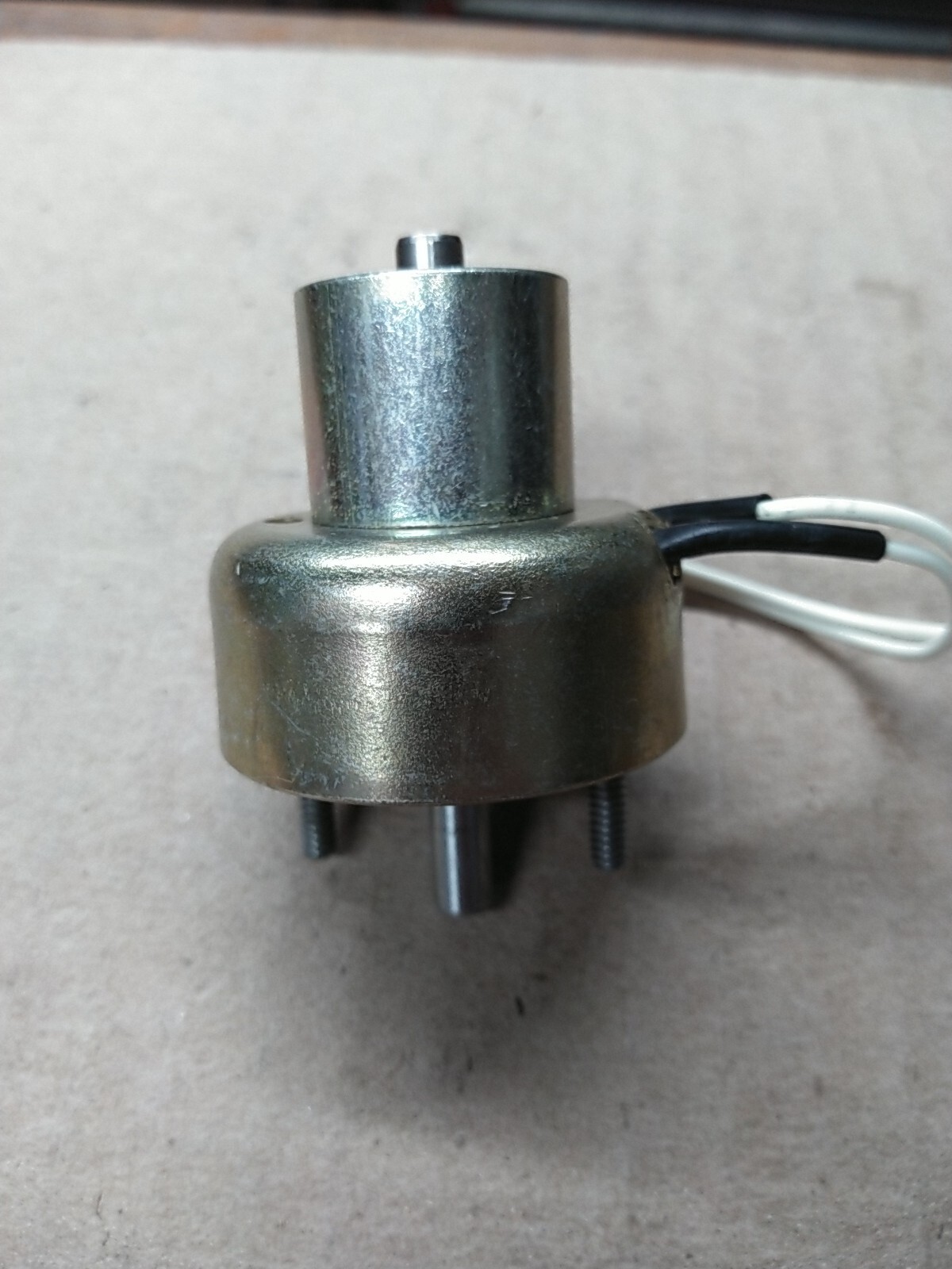 Ledex 7/8x7/32 Solenoid Actuator .3" Stroke 24VDC 7/32" Shaft Open-Box