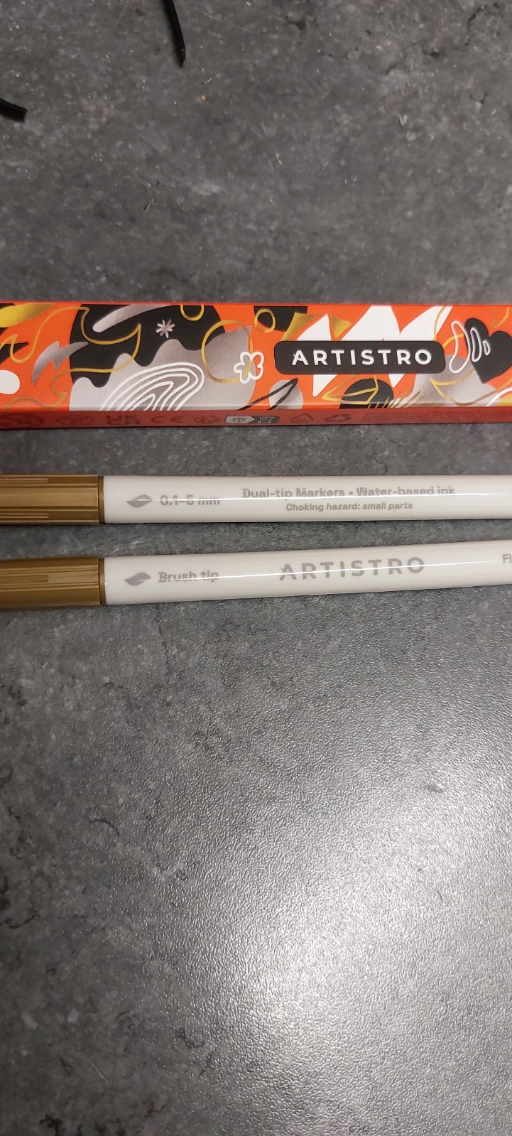 Artistro arts & crafts gold dual tip paint pen brush boxed unused bnmip BNWT 😎