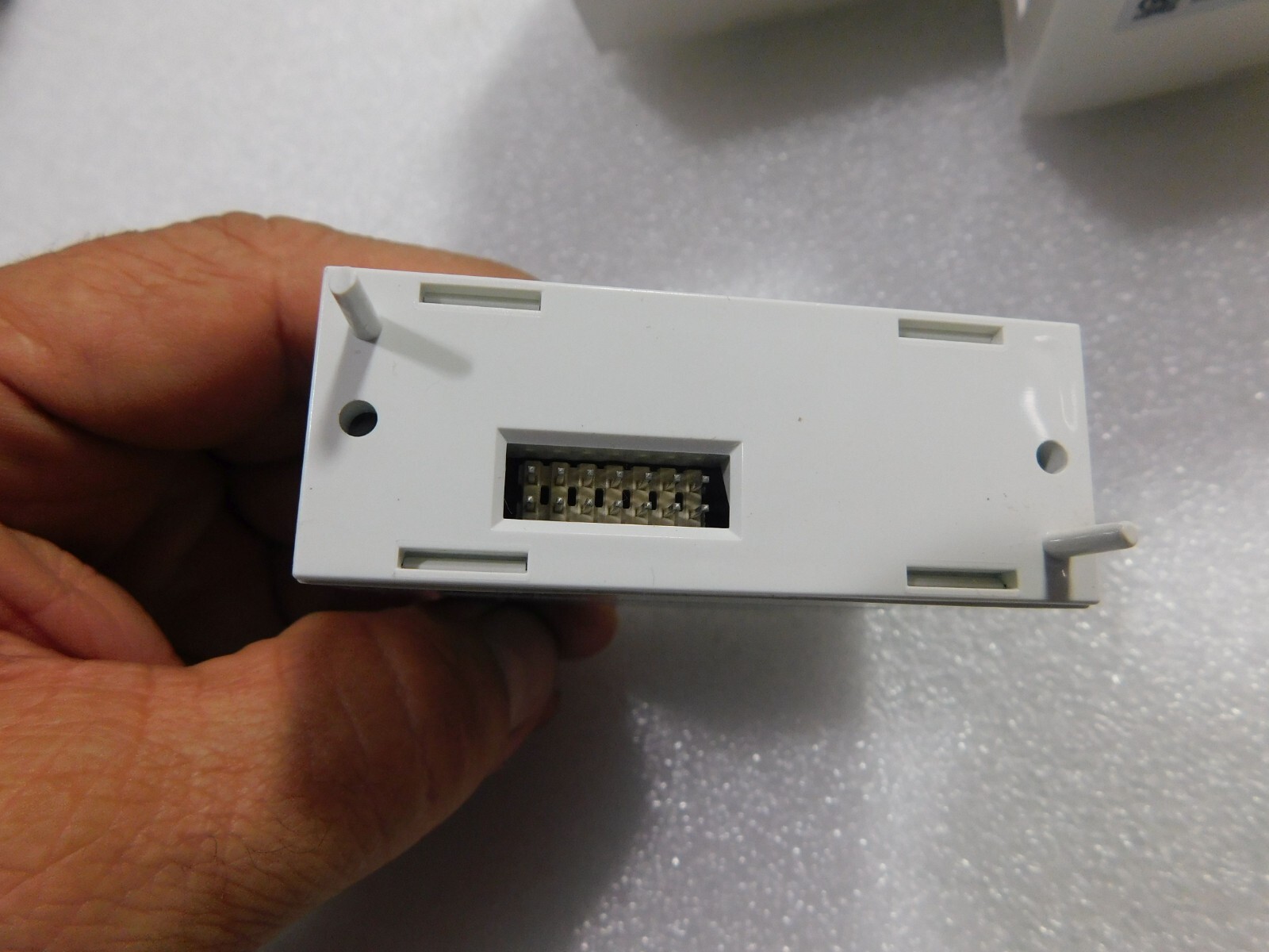 EST / Edwards SIGA-MCT2 Dual Input Module Remote Transponder Used