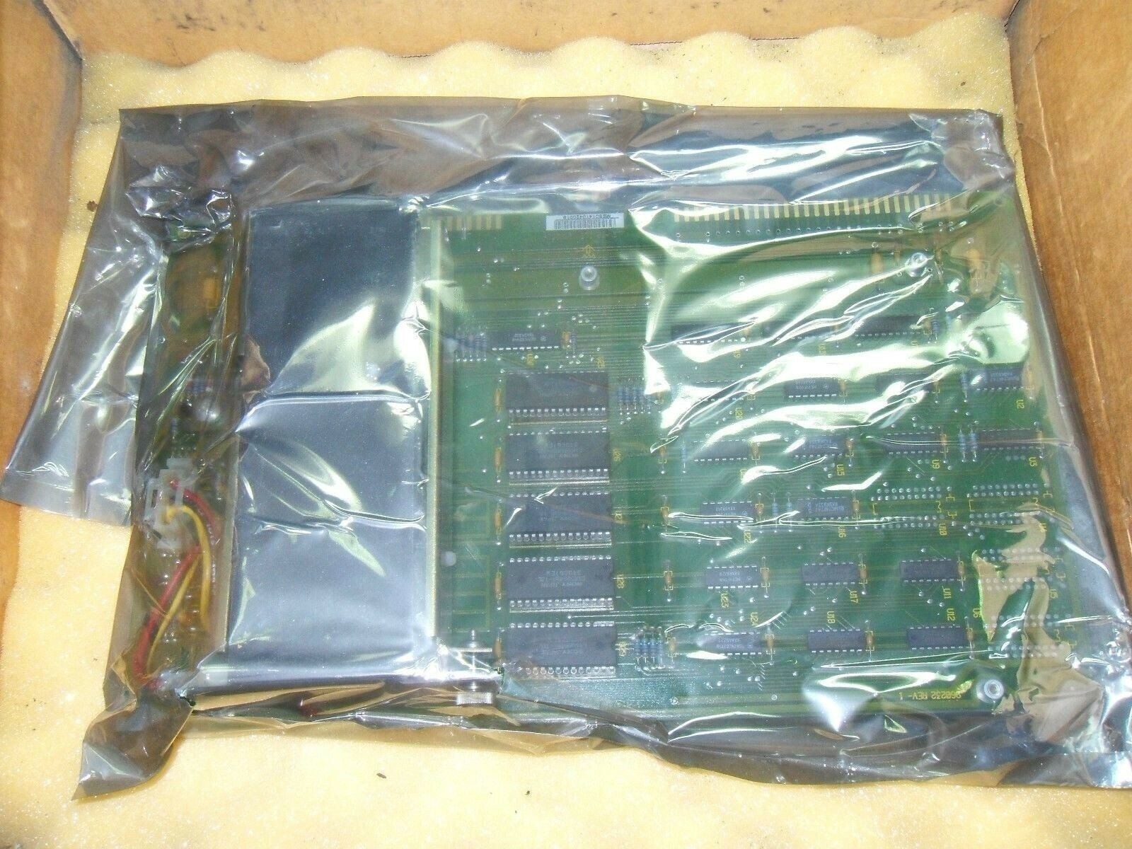 1 Allen-Bradley 1772-ME16 MEMORY MODULE