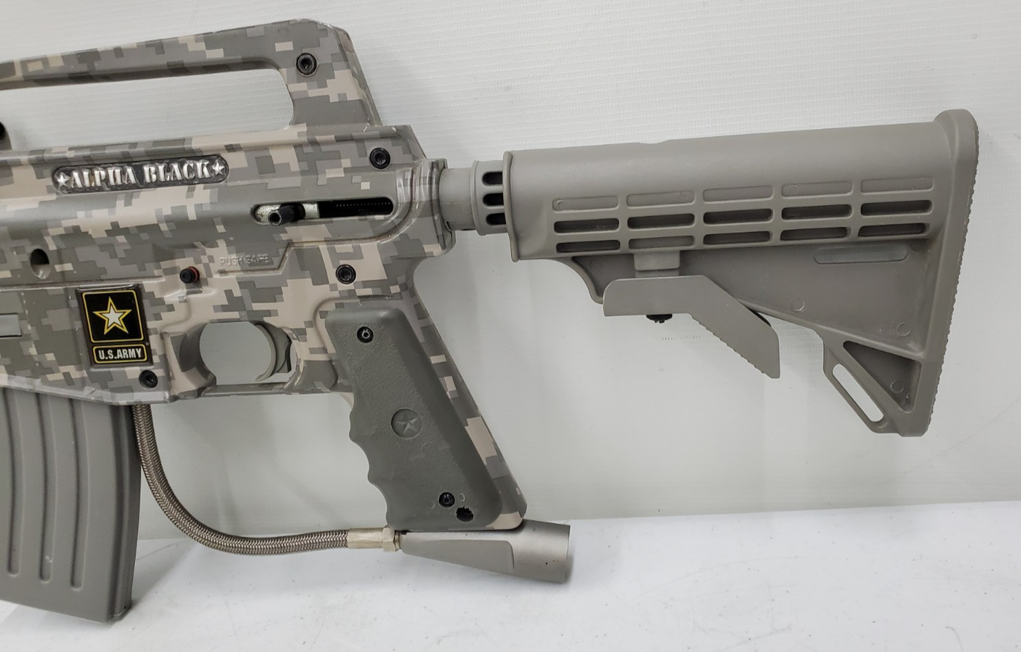 ALPHA BLACK PAINTBALL MARKER (132489-3 AR BY27)