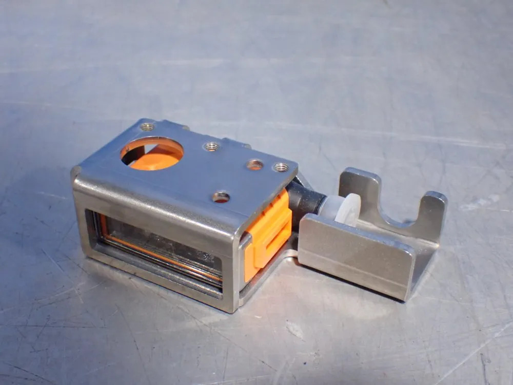 IFM O5H51A DIFFUSE REFLECTION SENSOR WITH BACKGROUND SUPPRESSION 0823314276