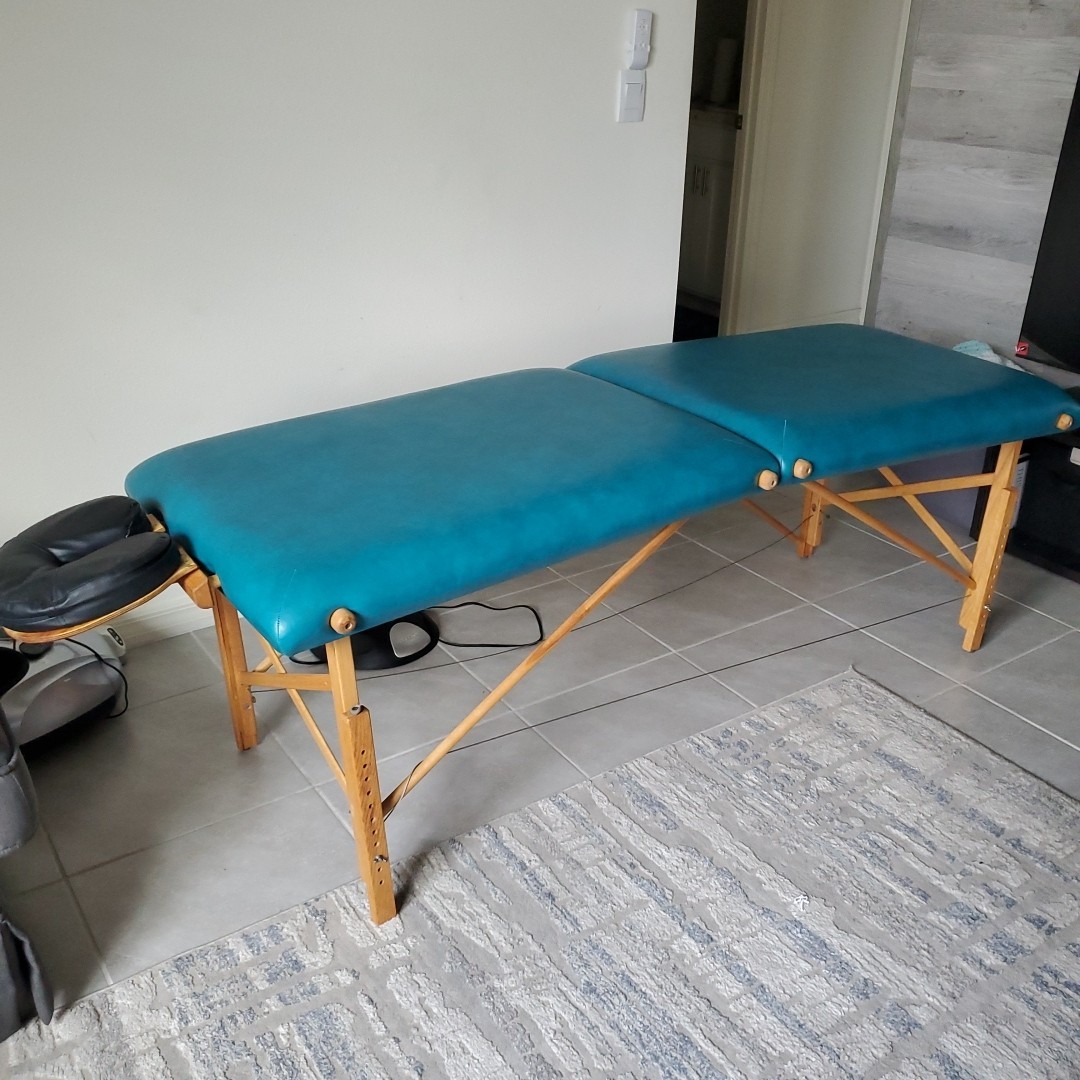 Golden Ratio Portable Massage Table Teal Green Wood w Carry Case Made In Montana