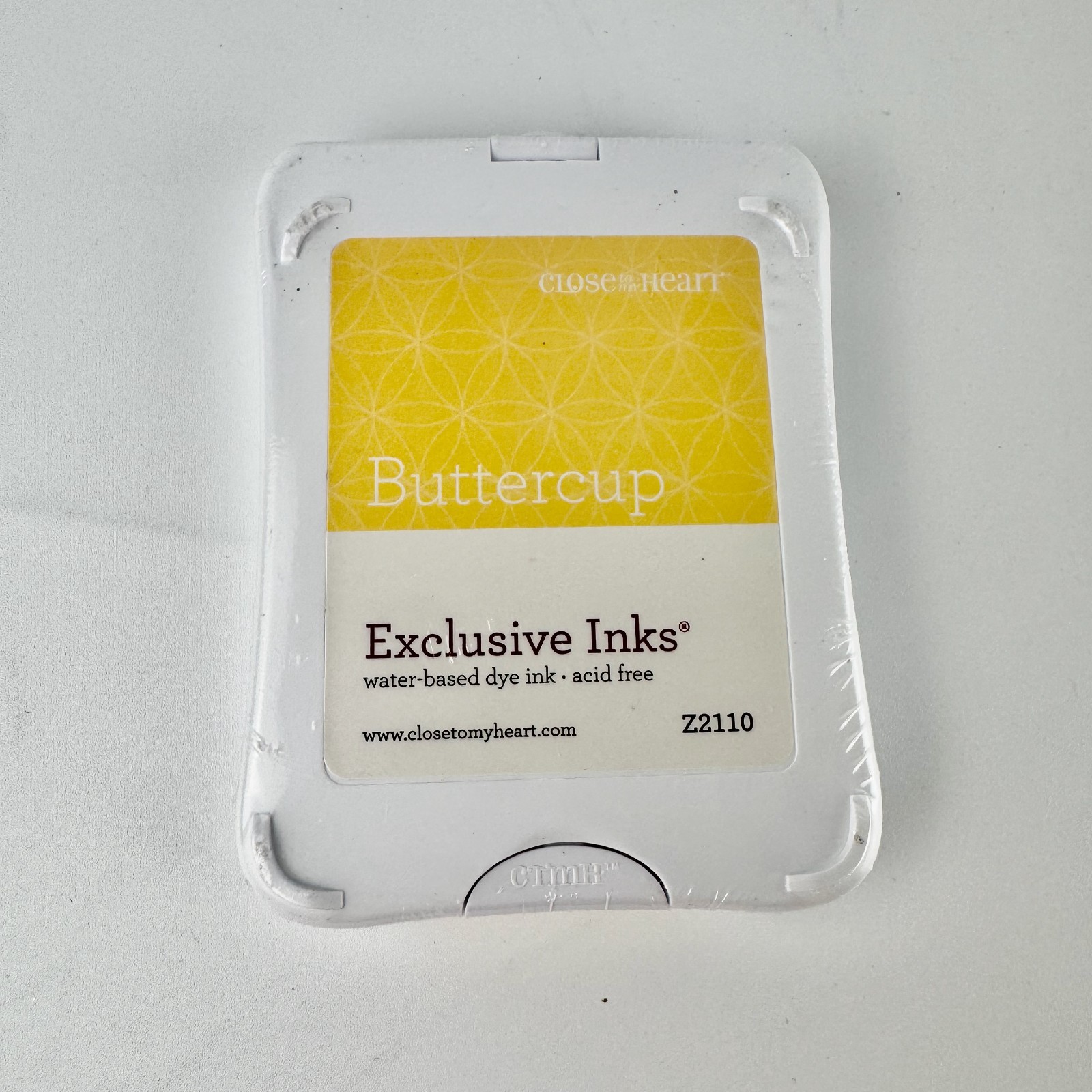 CTMH Exclusive Inks Stamp Pad - Buttercup Z2110 Close To My Heart - NEW! sealed