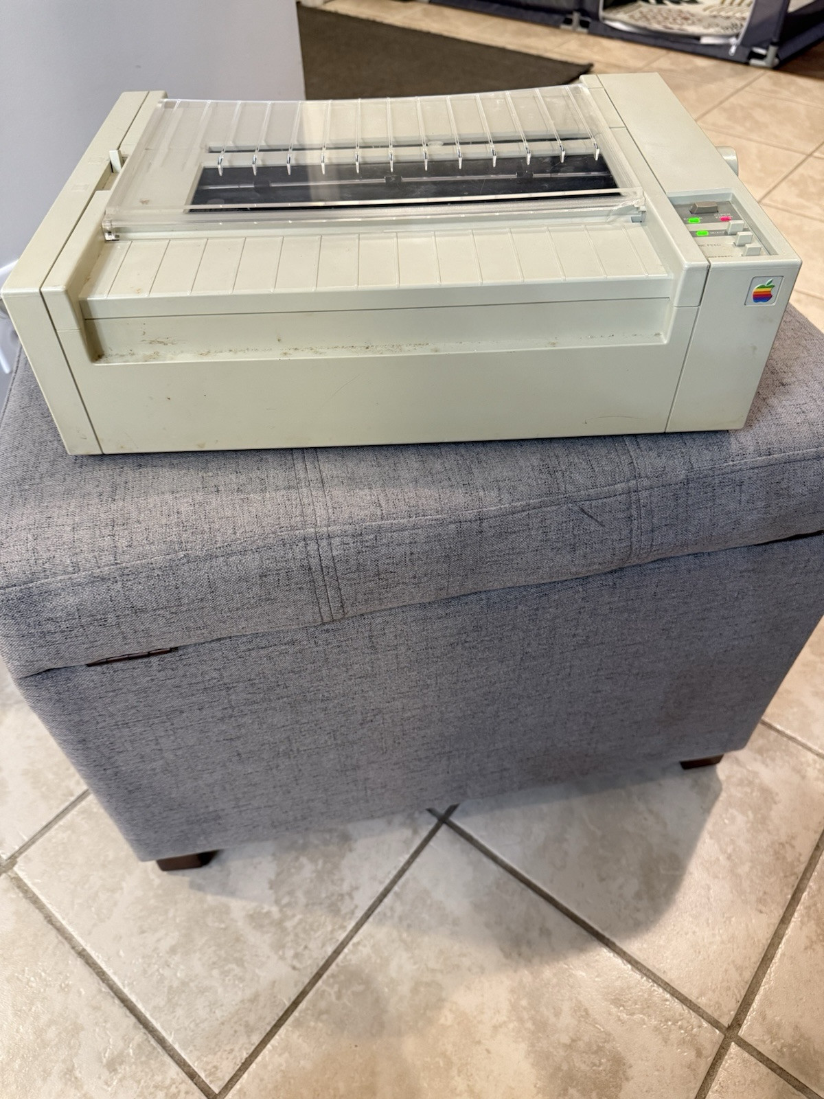Vintage Apple ImageWriter A9M030 Printer Powers On