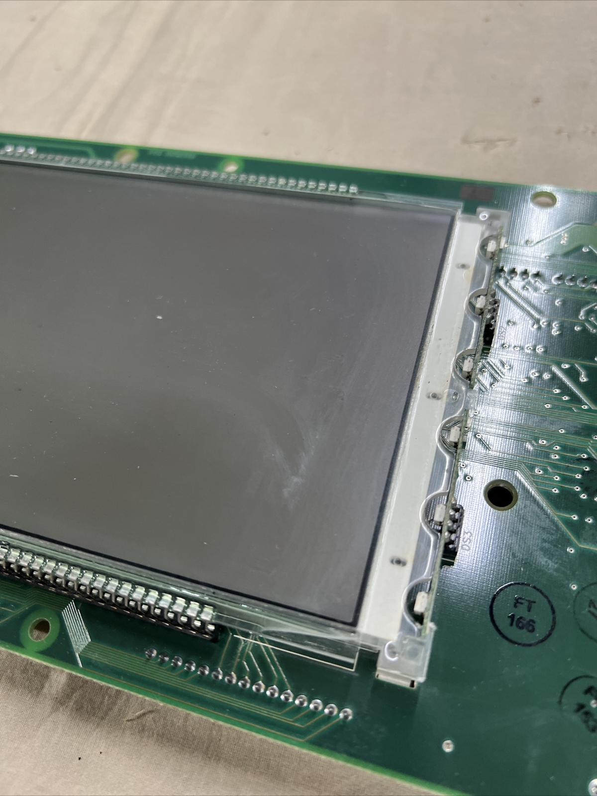 Gilbarco M05835A003 Pump Door Node 4 Display