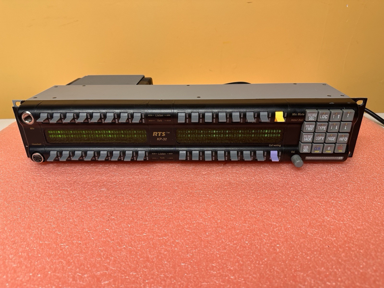 RTS Telex KP-32 4-Pin Intercom Keypanel with power supply.