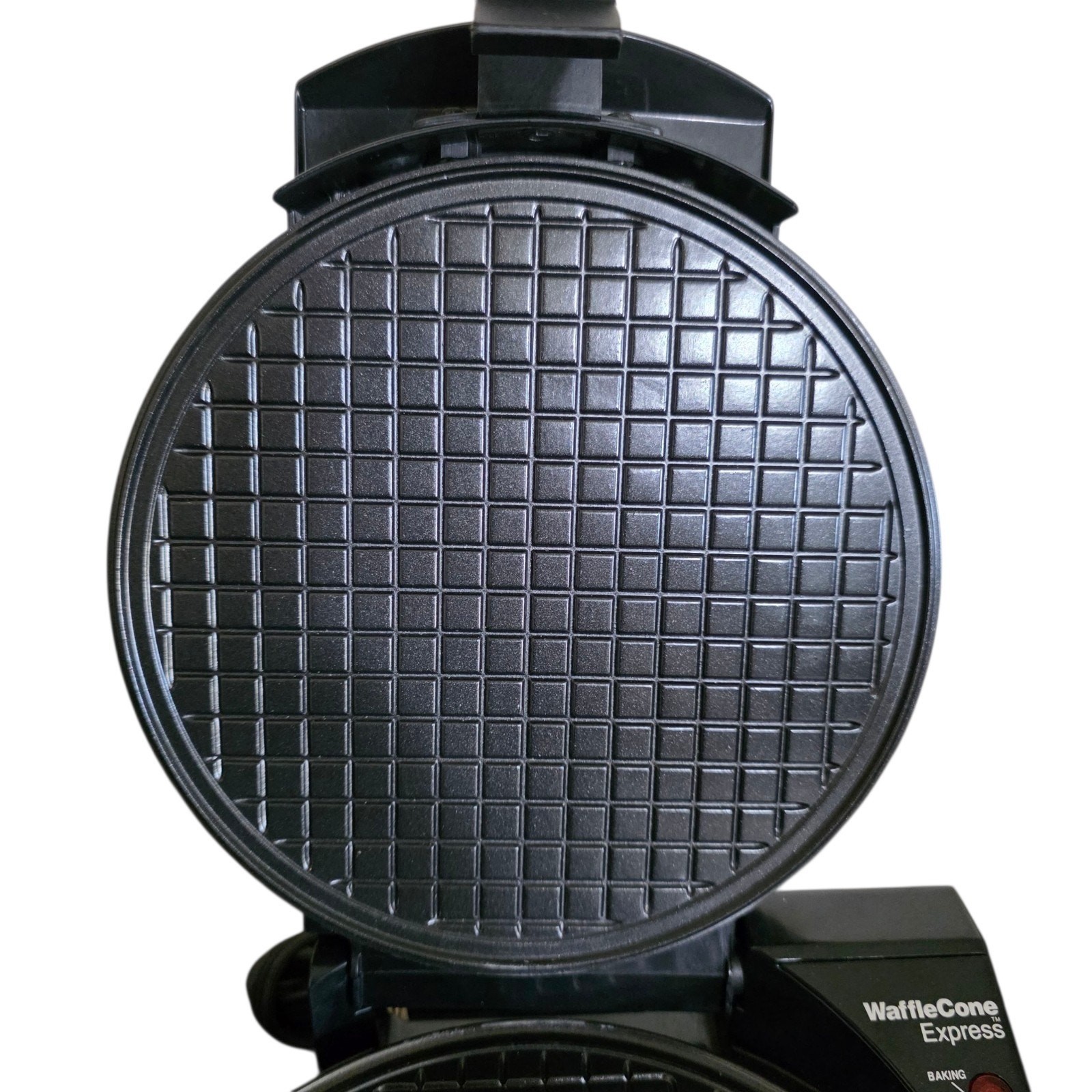 Chef’sChoice (Model 838) International WaffleCone Express Waffle Maker - Tested!